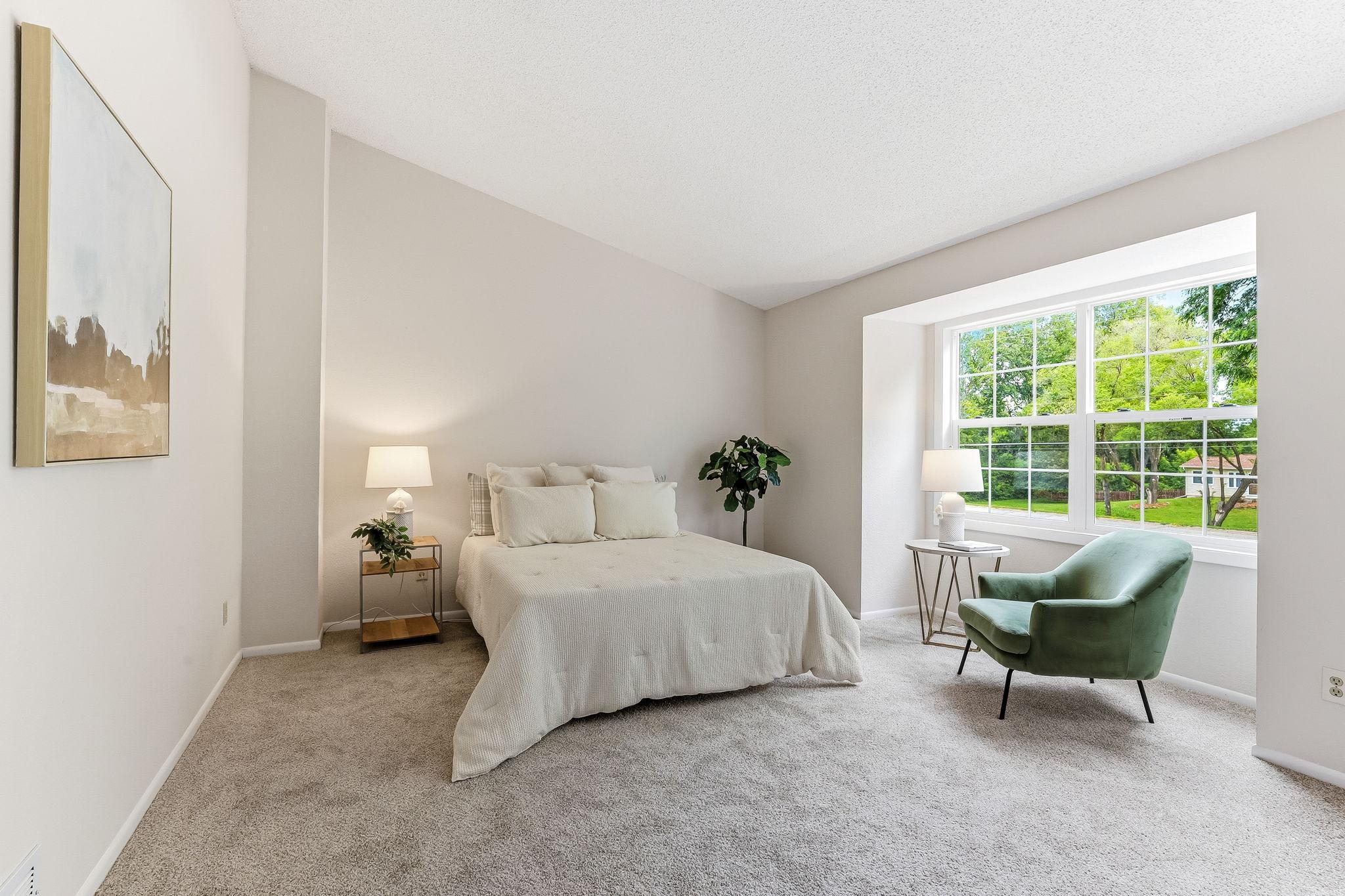 property viewer photo 13