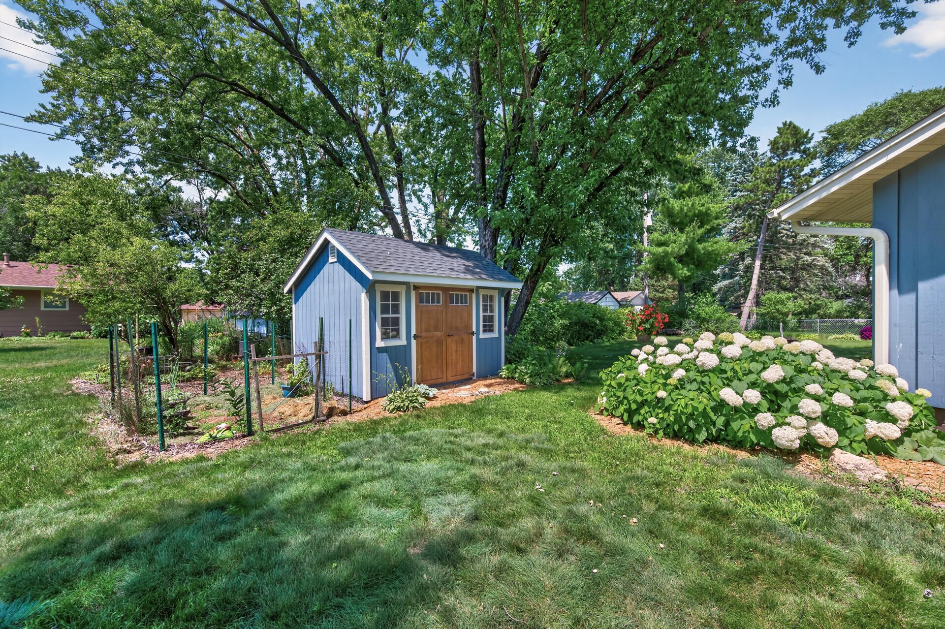 main property photo 43