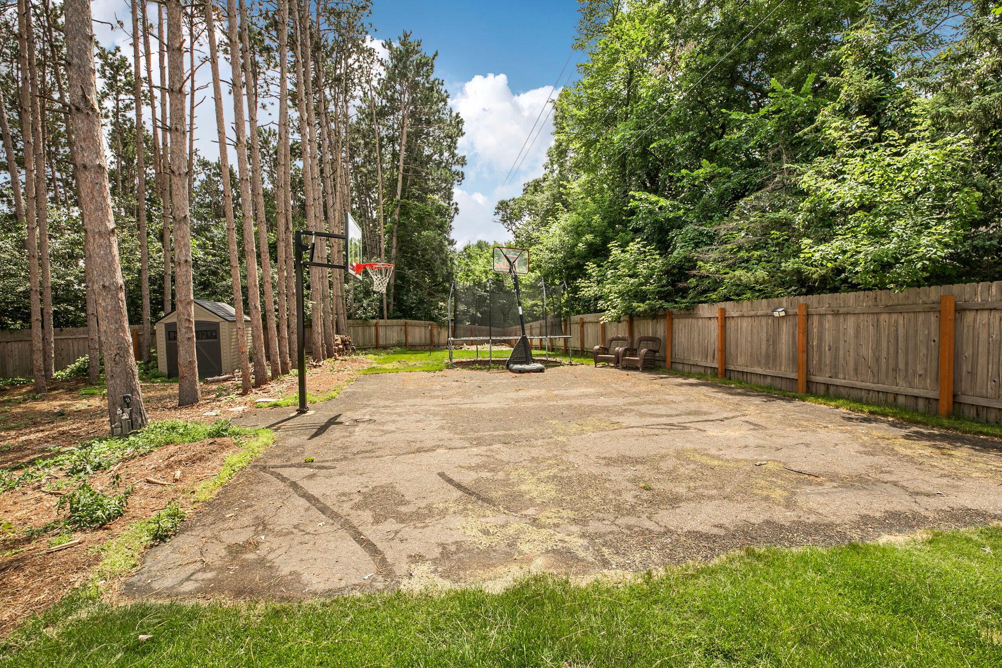 main property photo 44