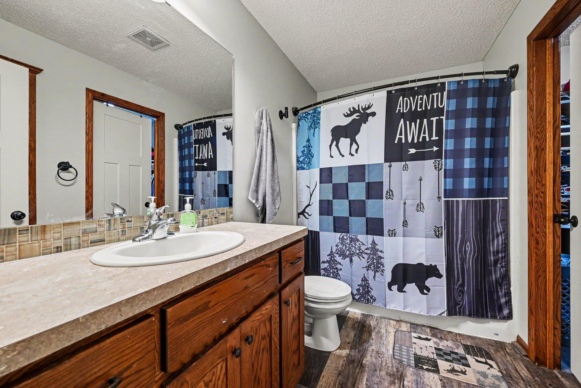 main property photo 15