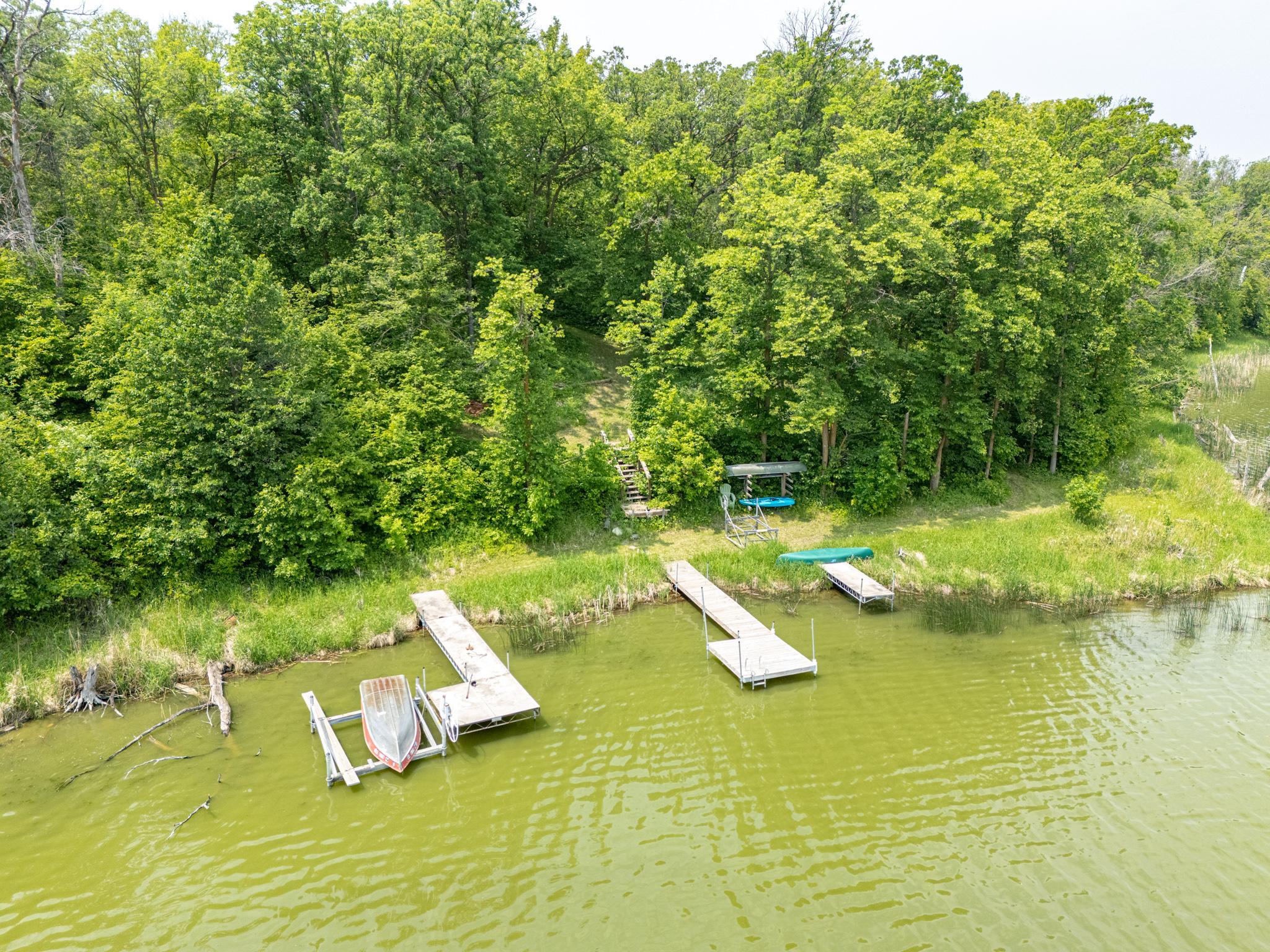 main property photo 29
