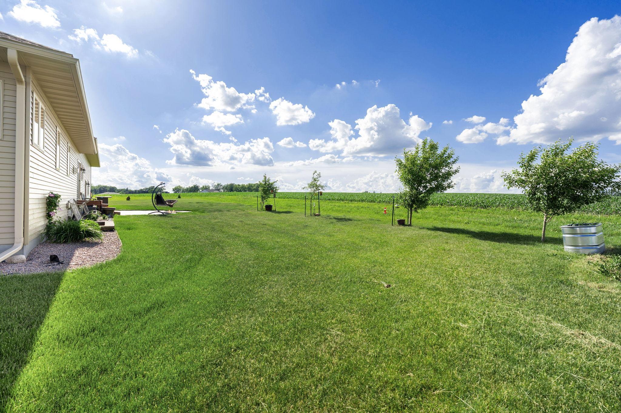 main property photo 9