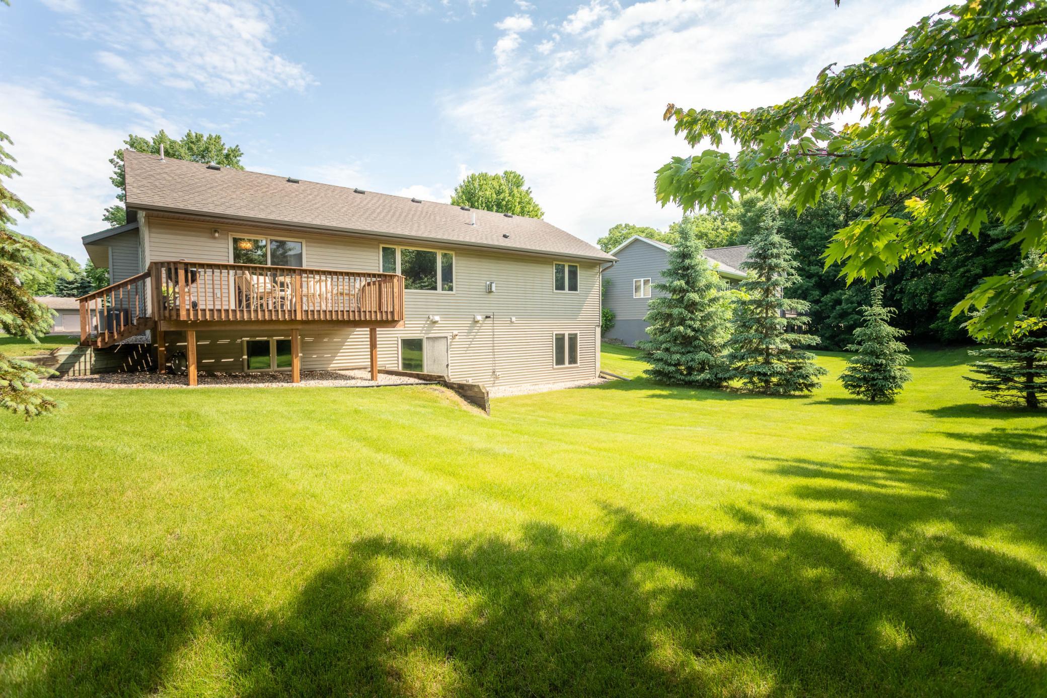 main property photo 25
