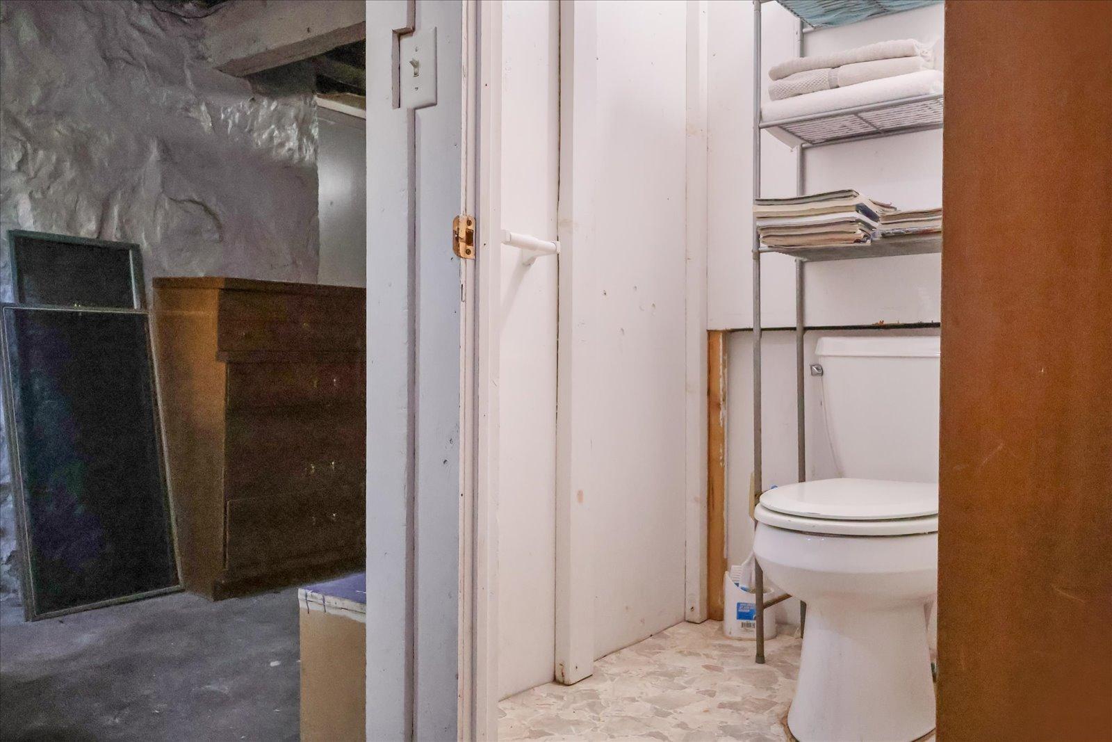 main property photo 43