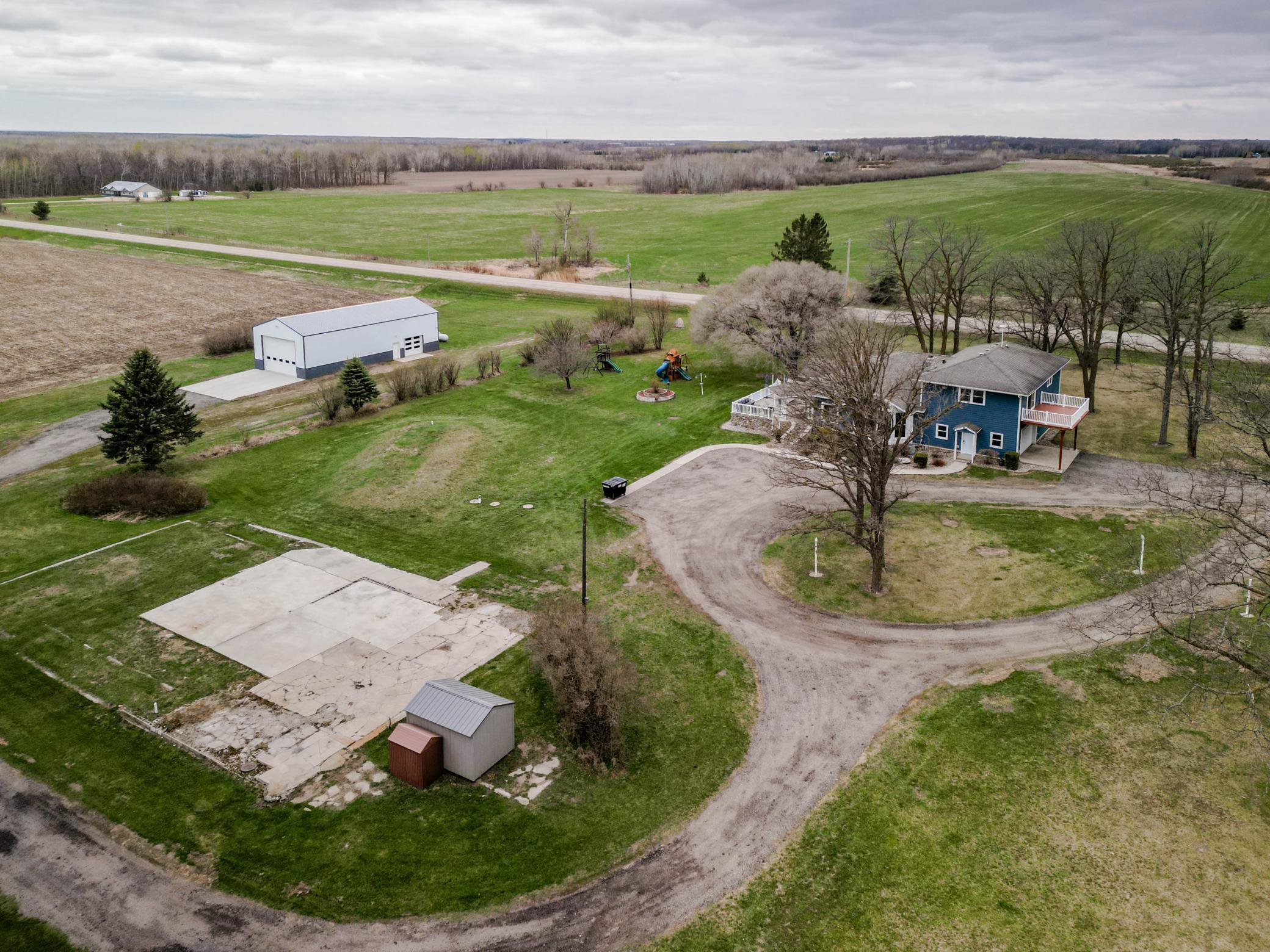 main property photo 80