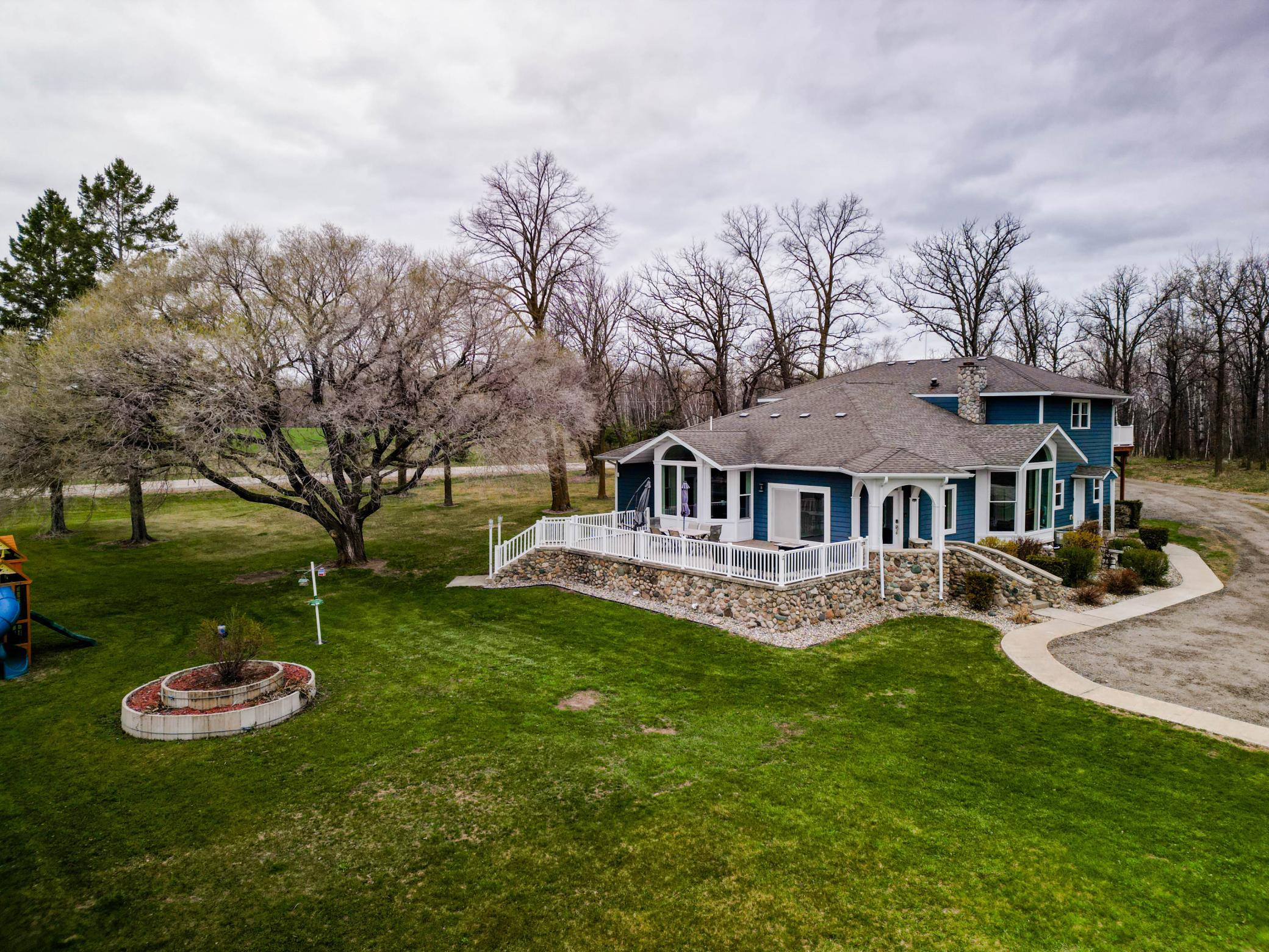 main property photo 85