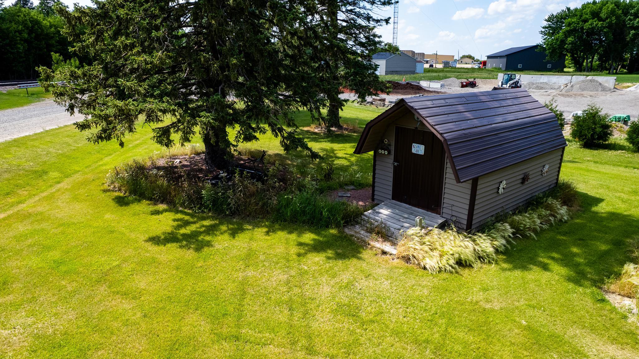main property photo 15