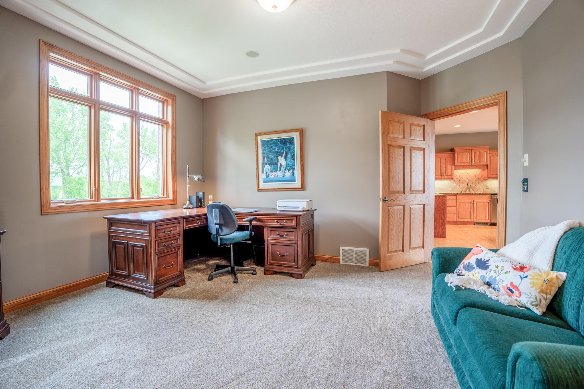 main property photo 28