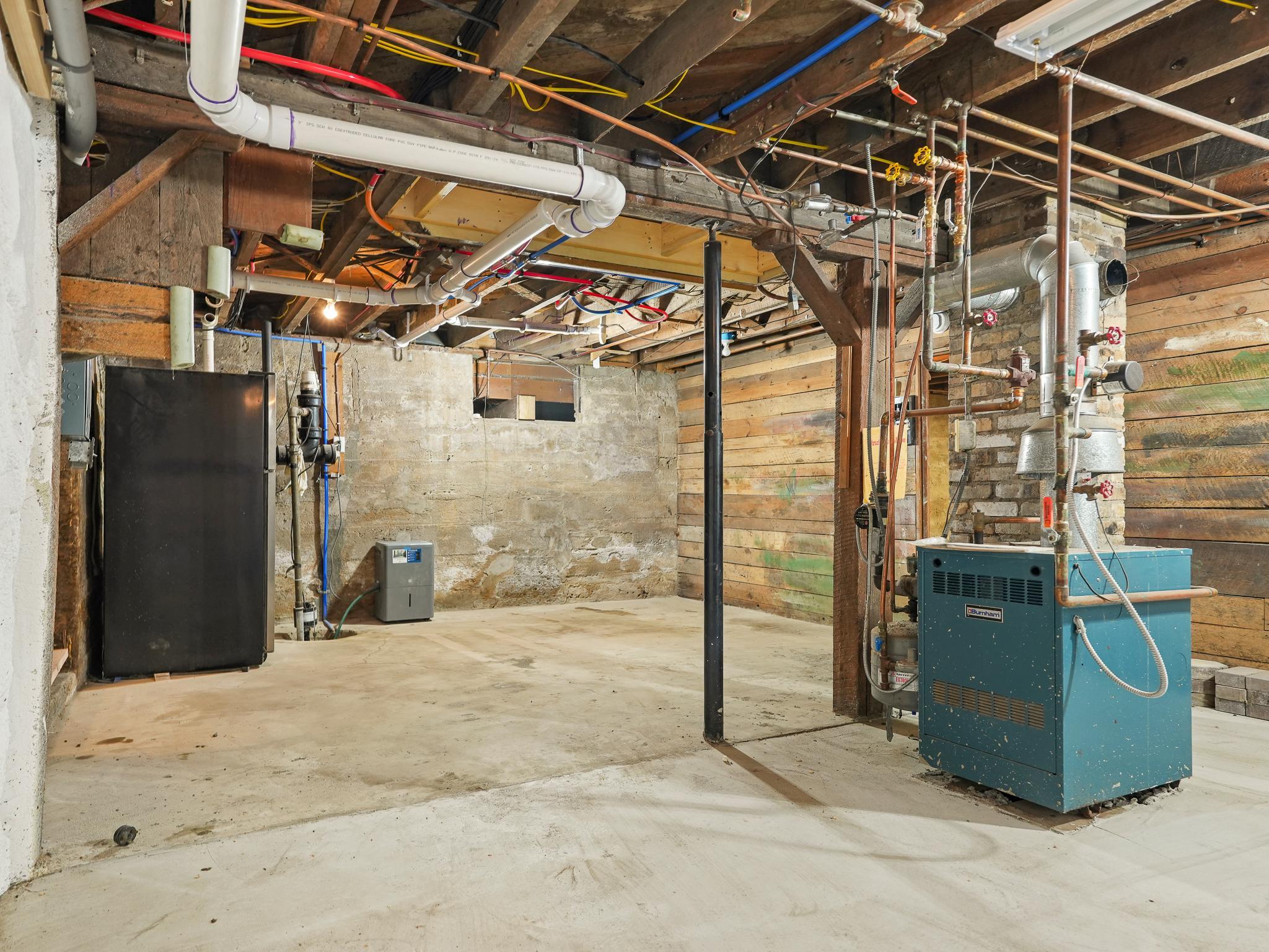 main property photo 59