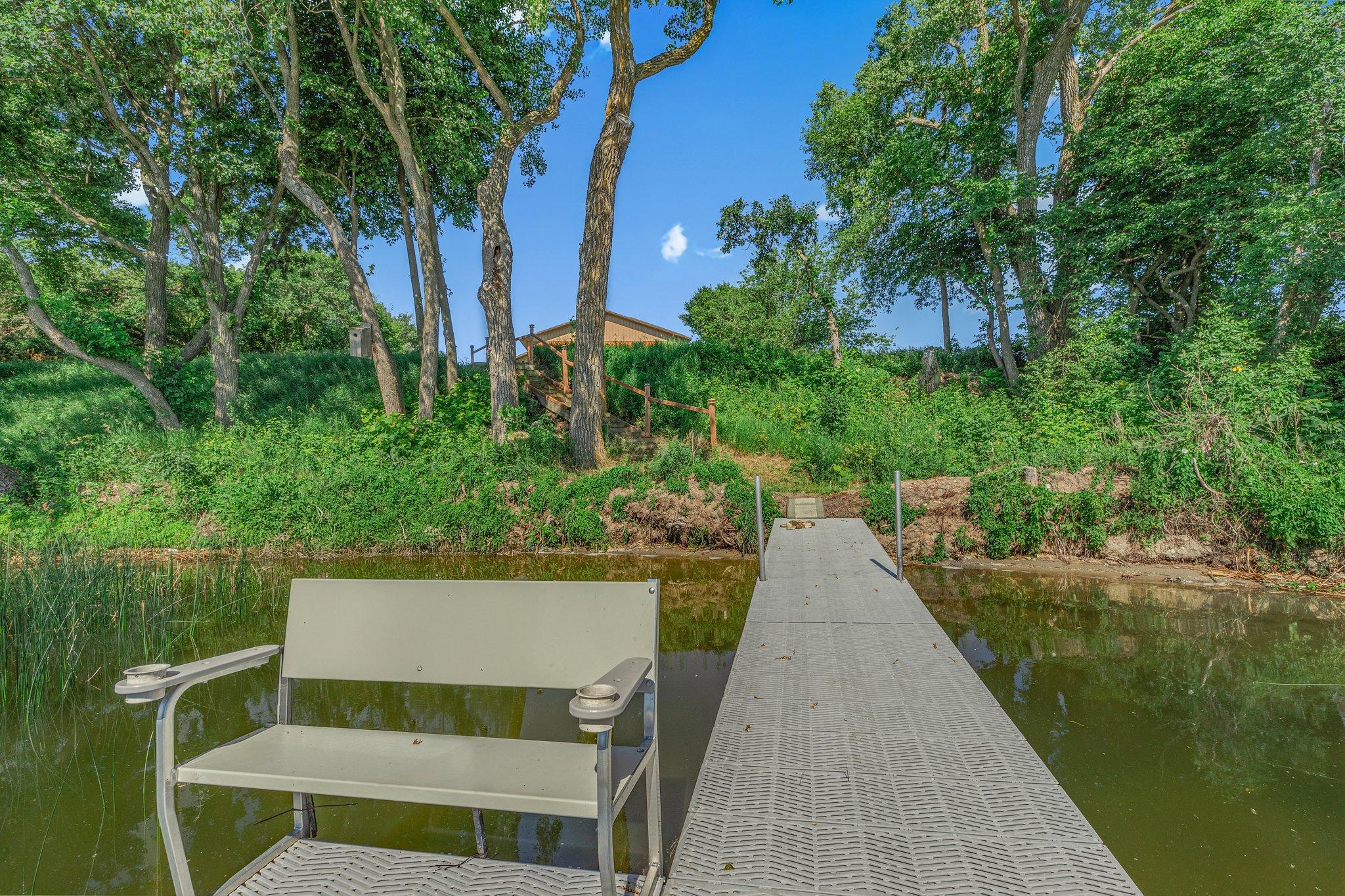 main property photo 23