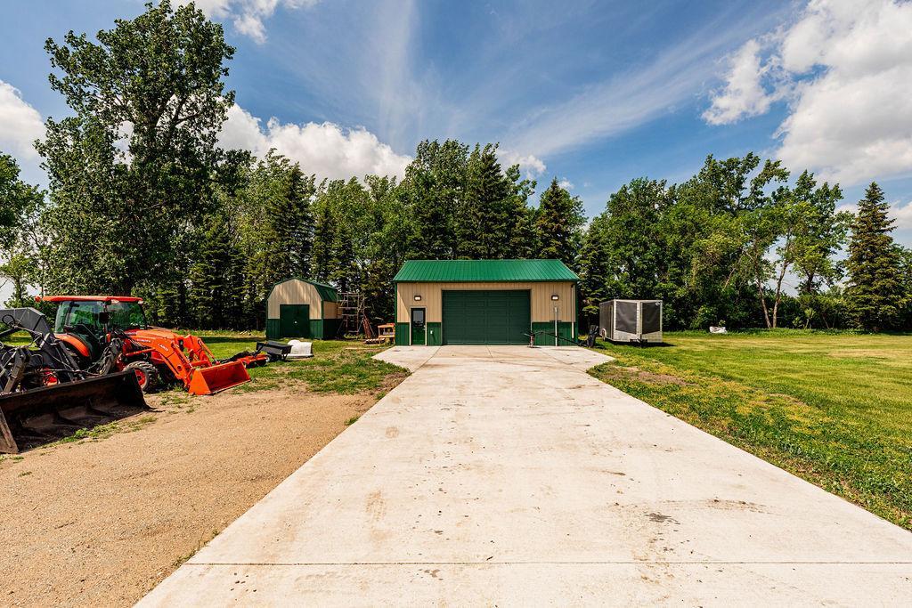 main property photo 29