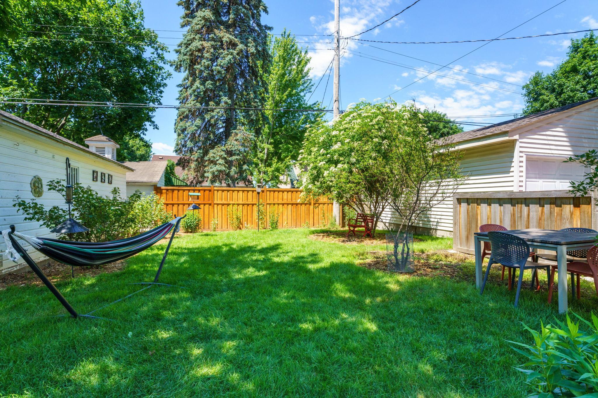 property viewer photo 26
