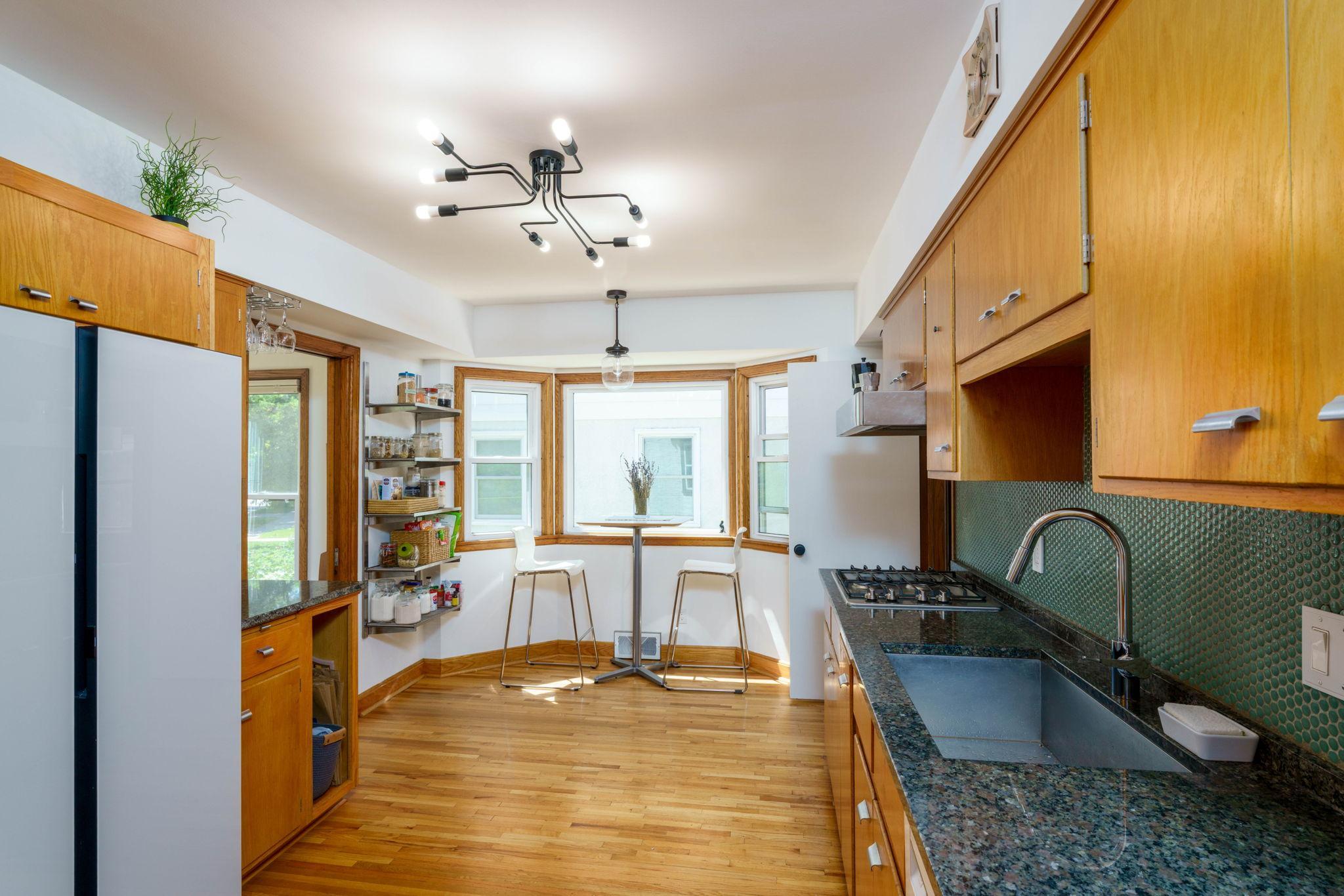 property viewer photo 7