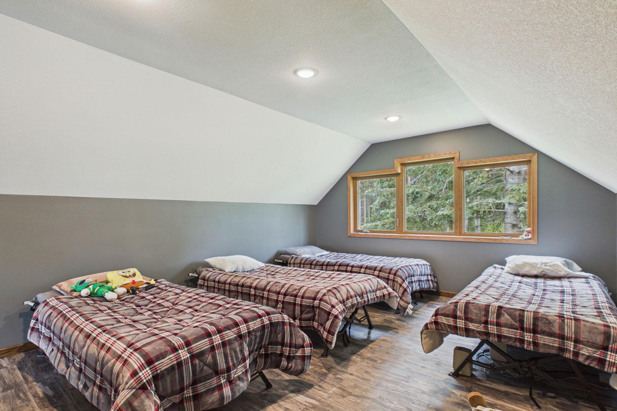 main property photo 59