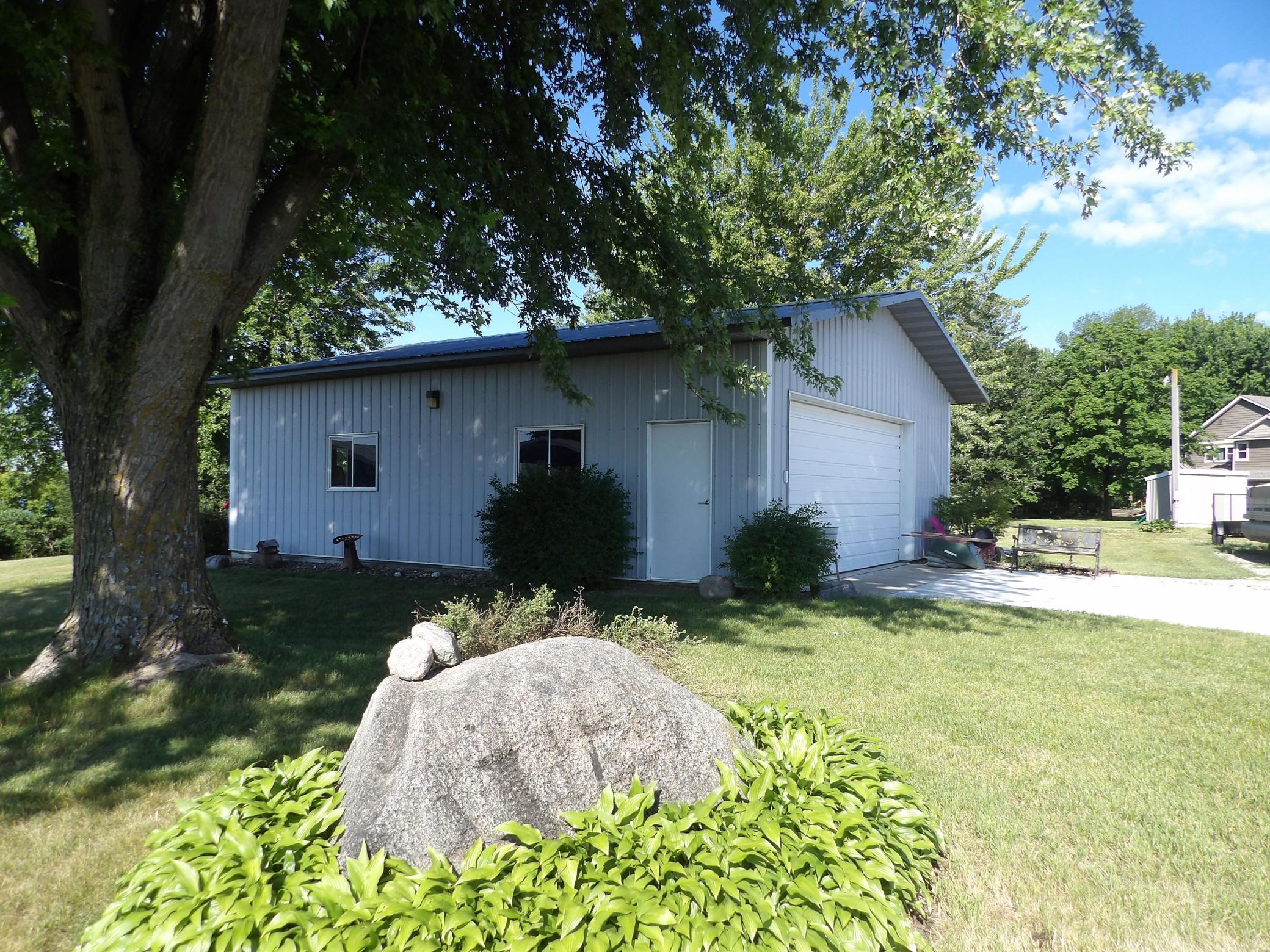 main property photo 7