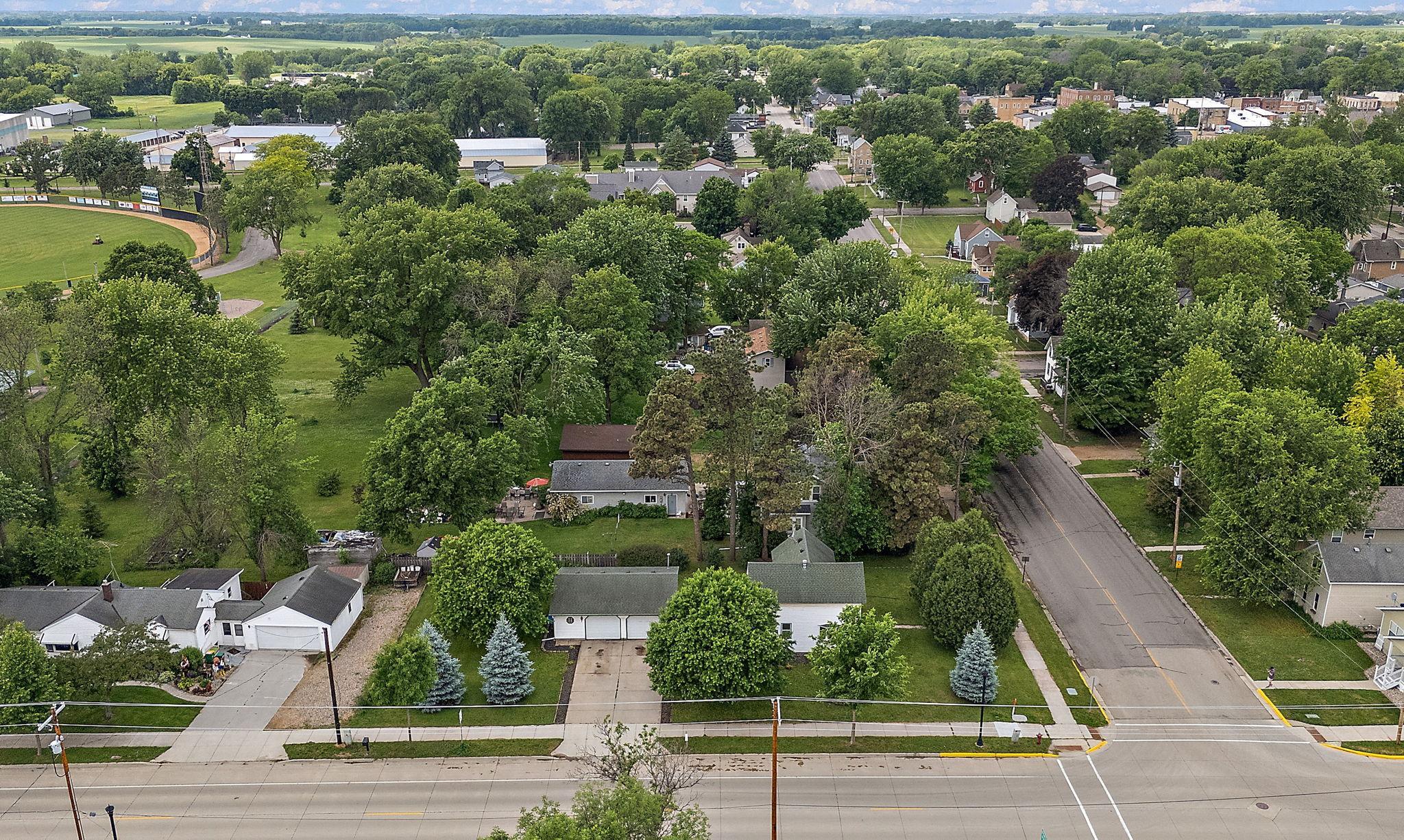 main property photo 23