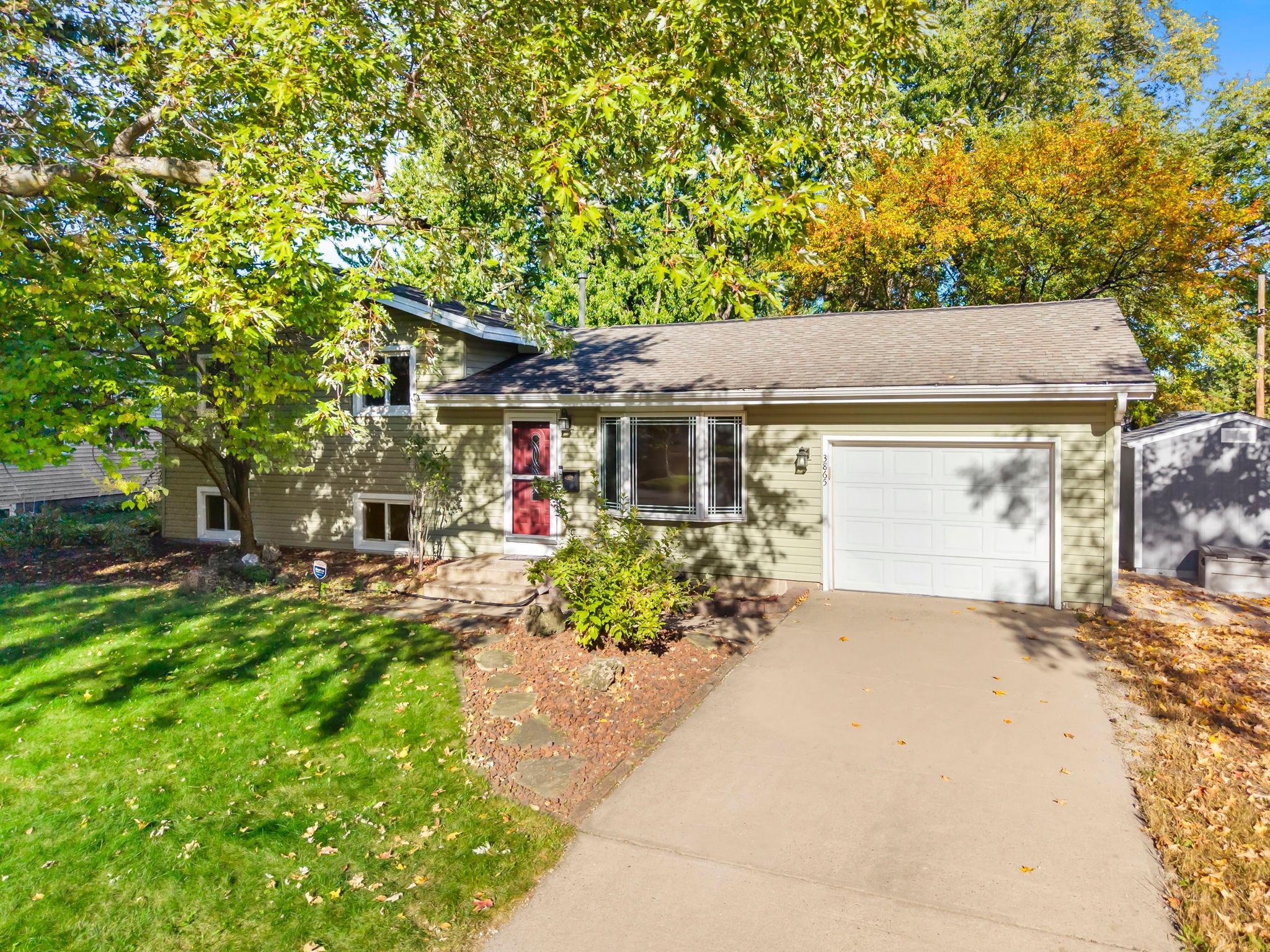main property photo 50