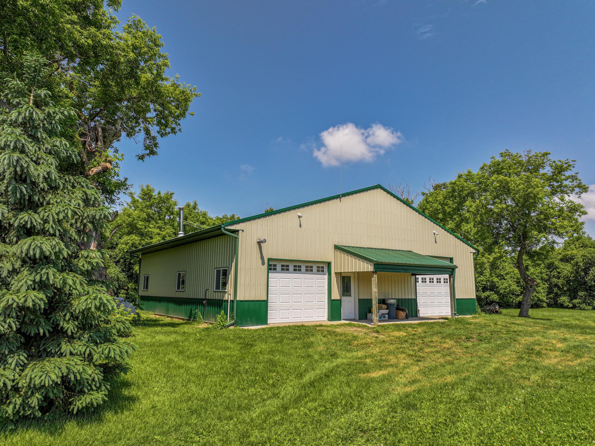 main property photo 44