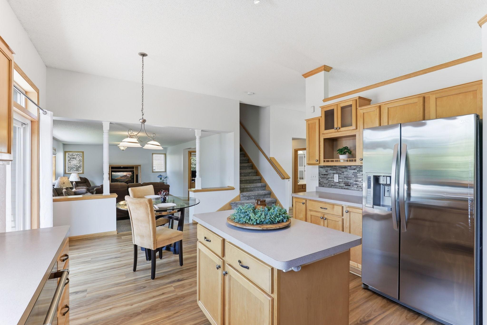 main property photo 12