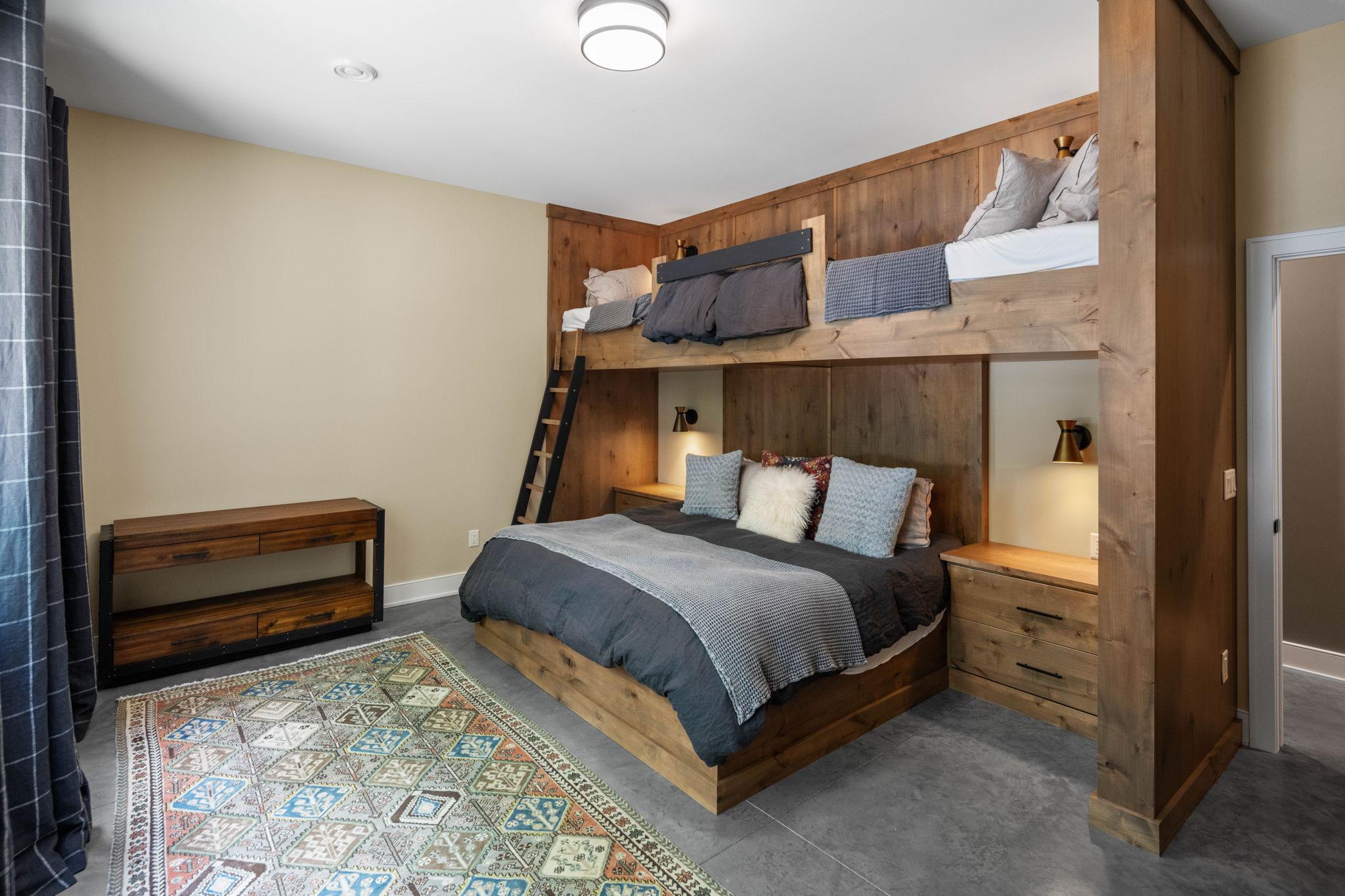 main property photo 67