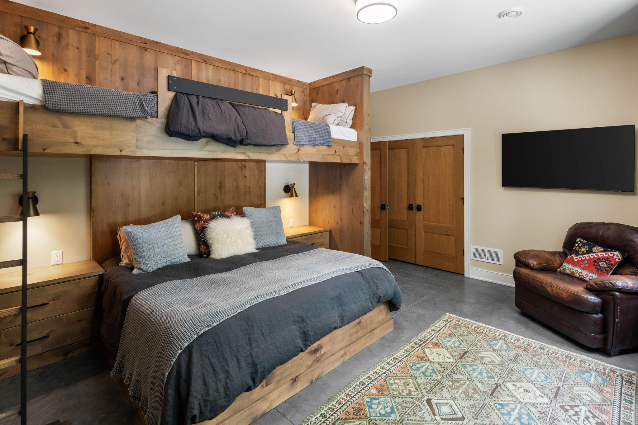 main property photo 68