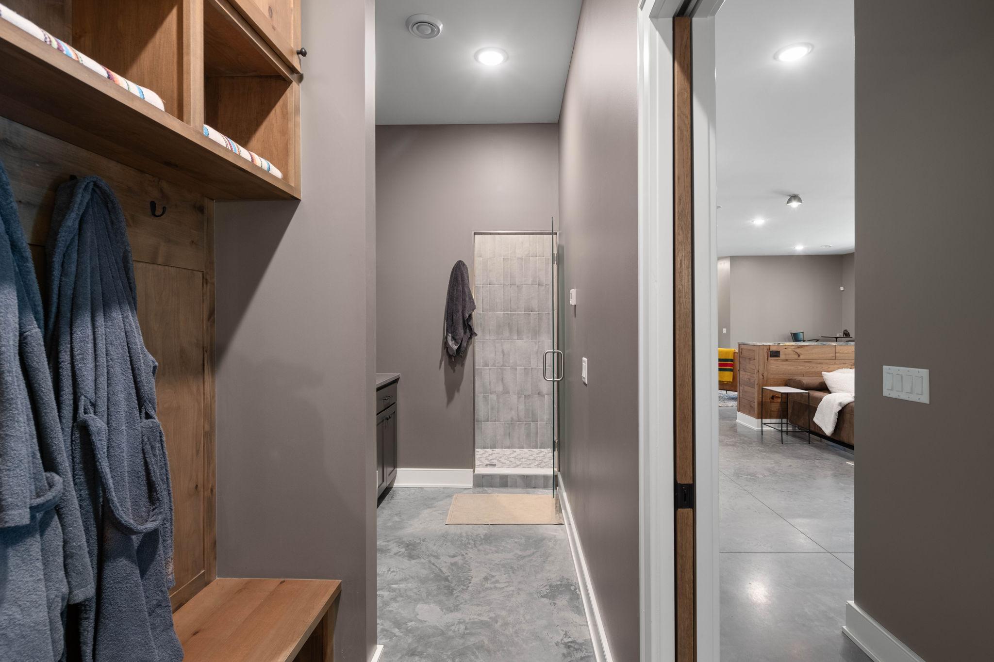 main property photo 74