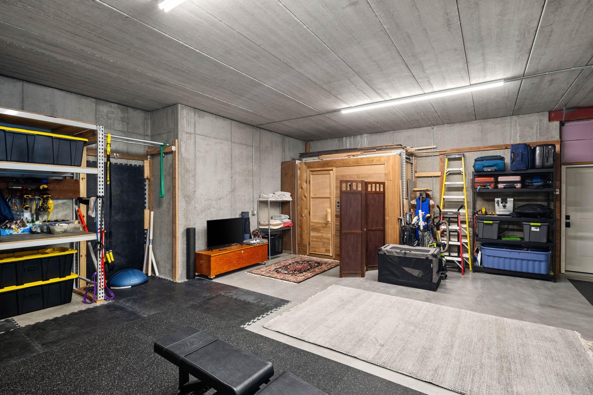 main property photo 79
