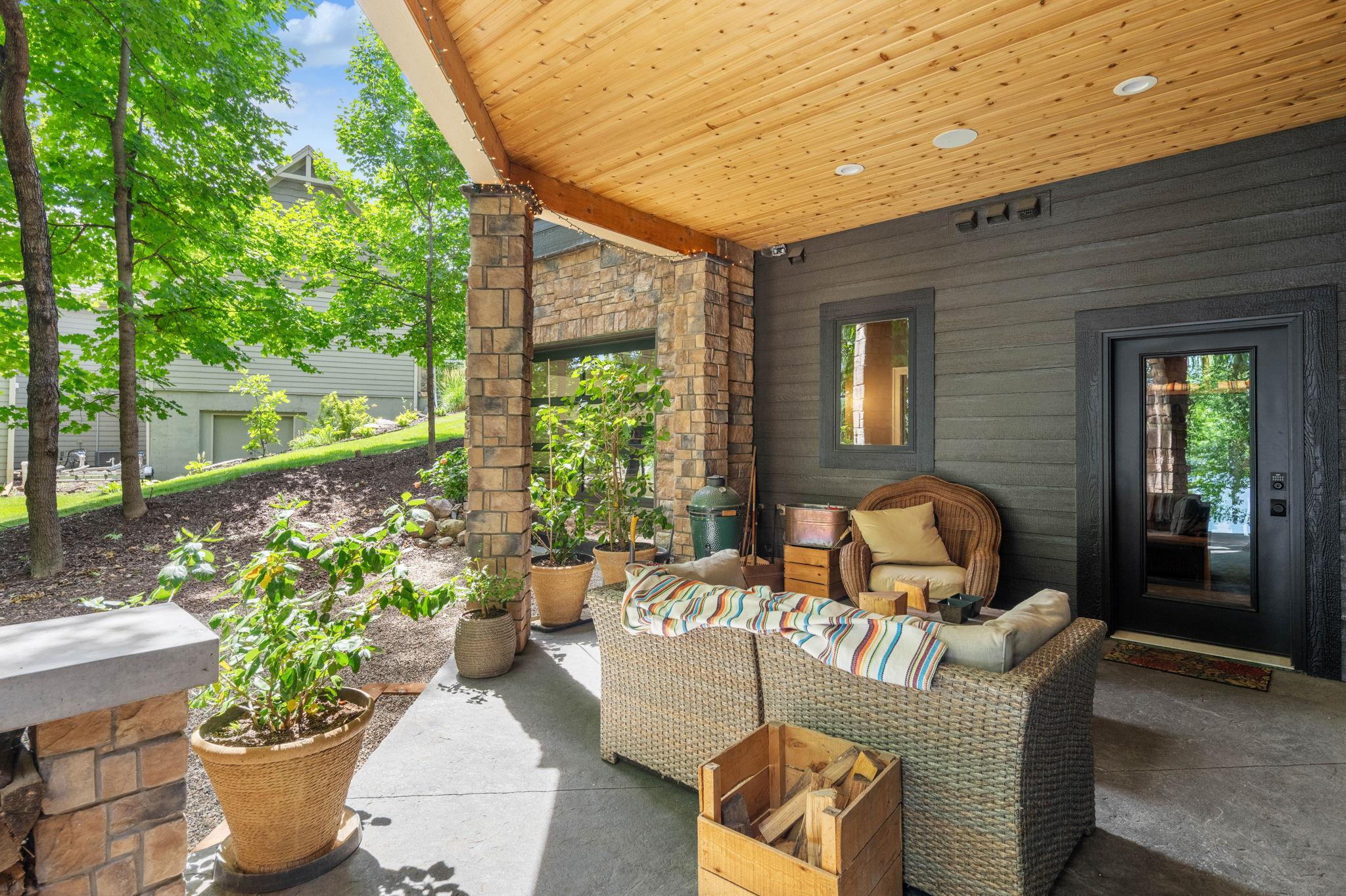 main property photo 84