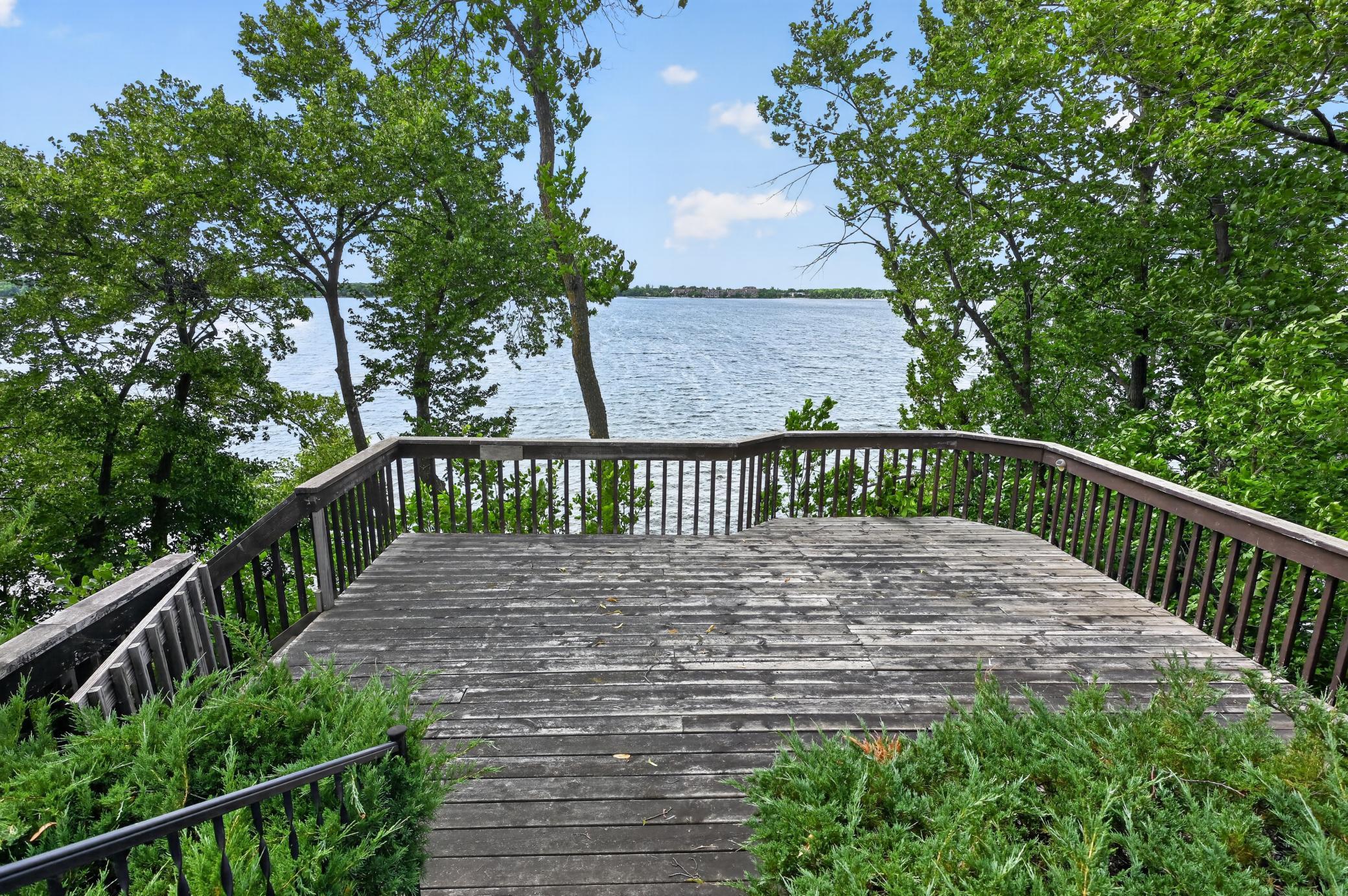 main property photo 37