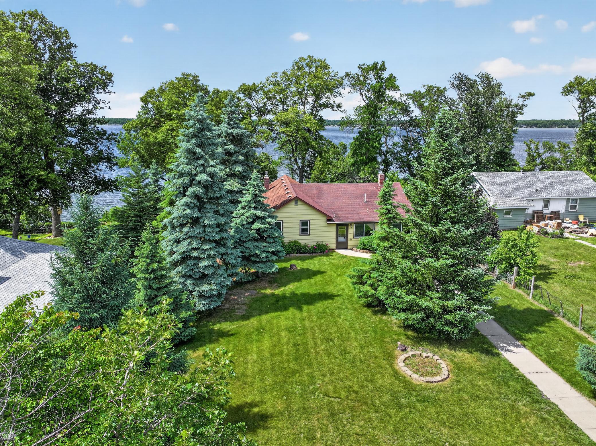 main property photo 41