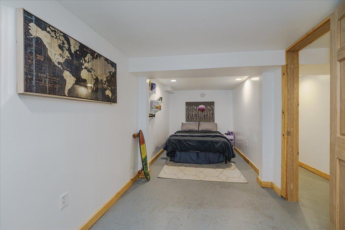 main property photo 59