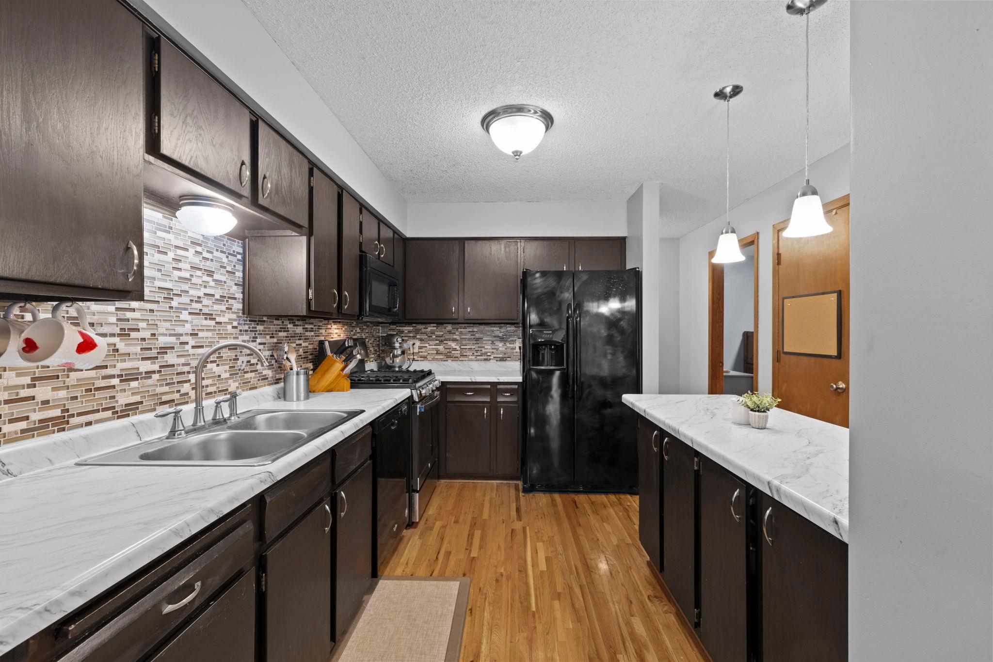 property viewer photo 12