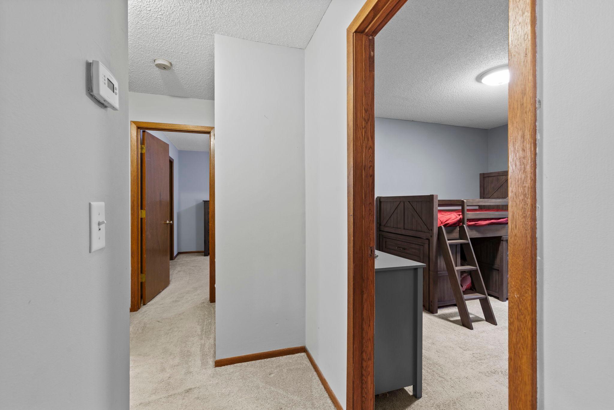 property viewer photo 19
