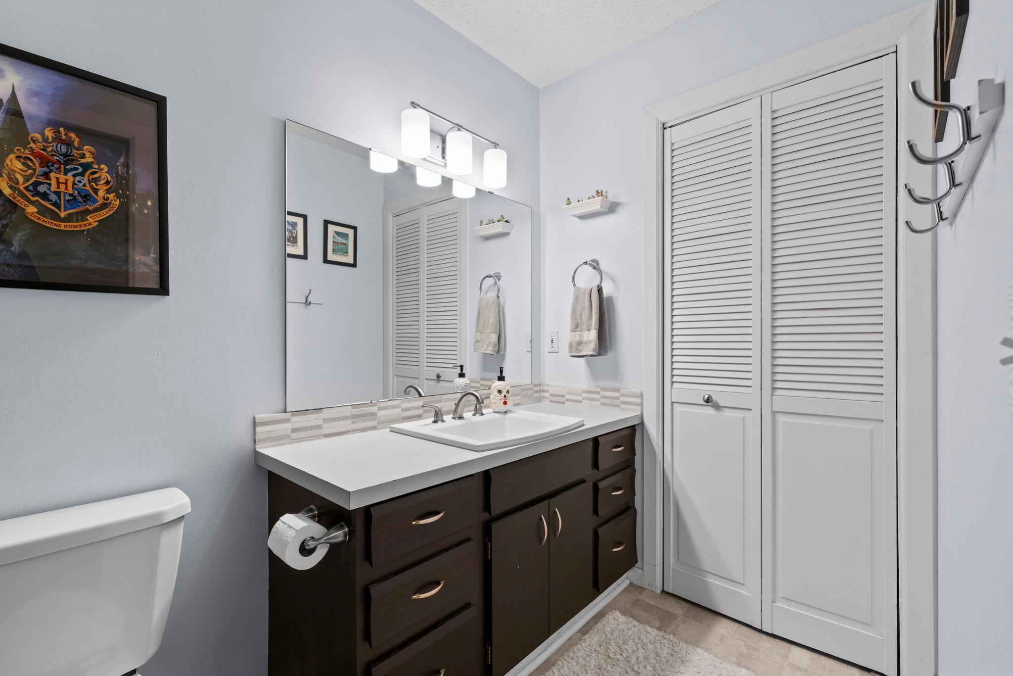 property viewer photo 23