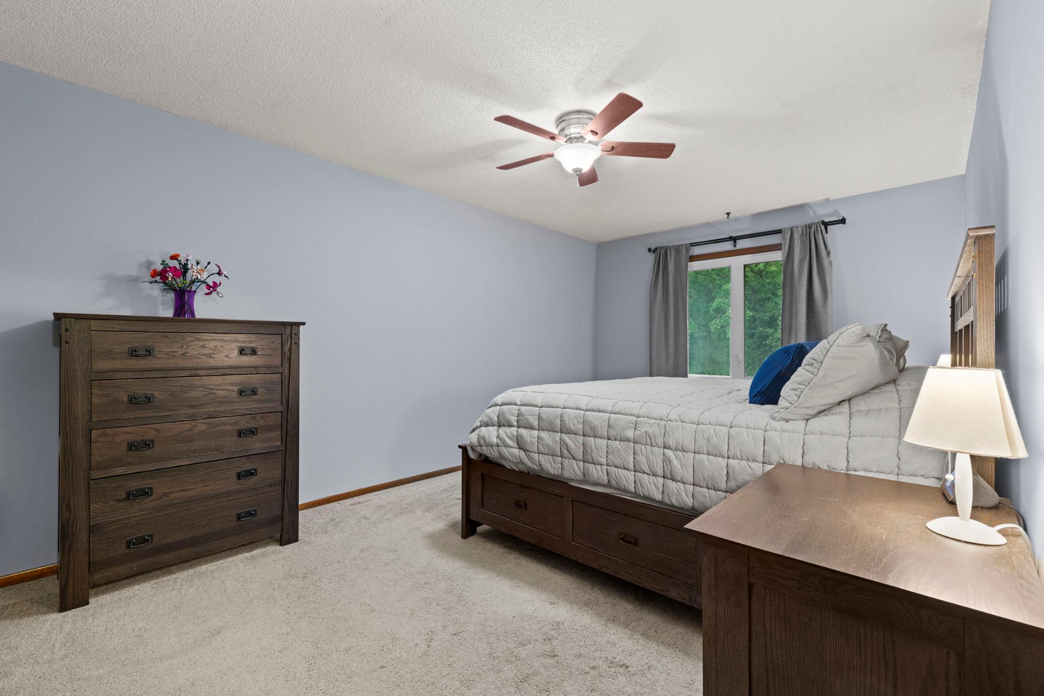 property viewer photo 25
