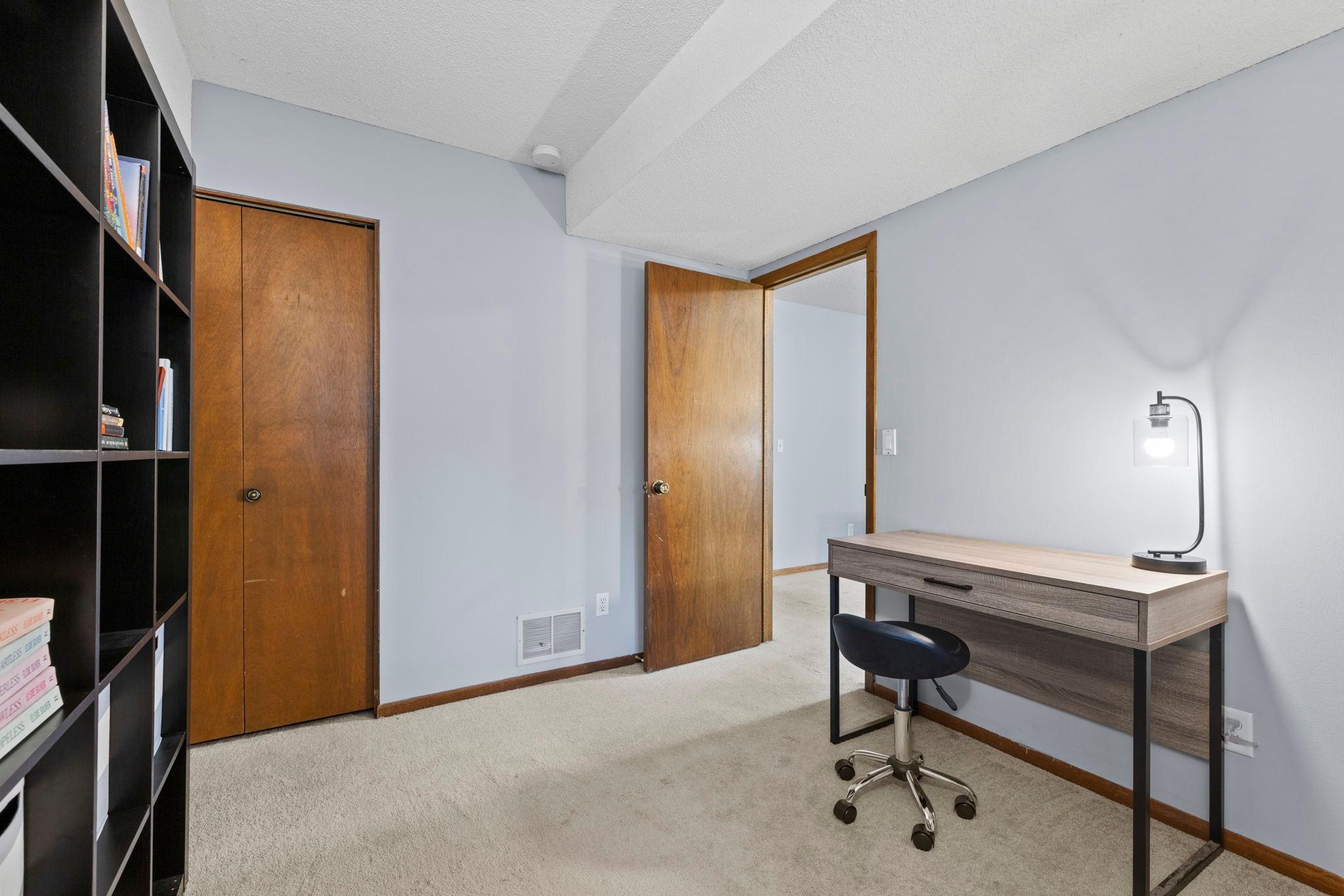 property viewer photo 35