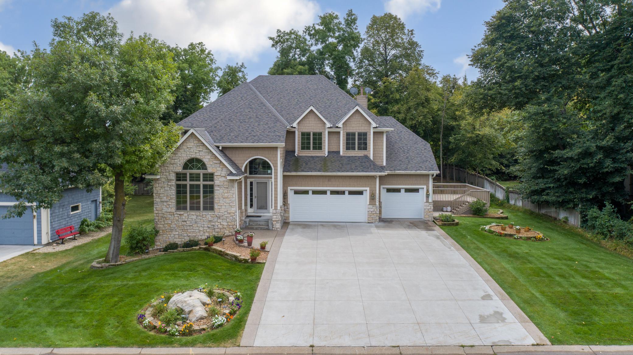 main property photo 74
