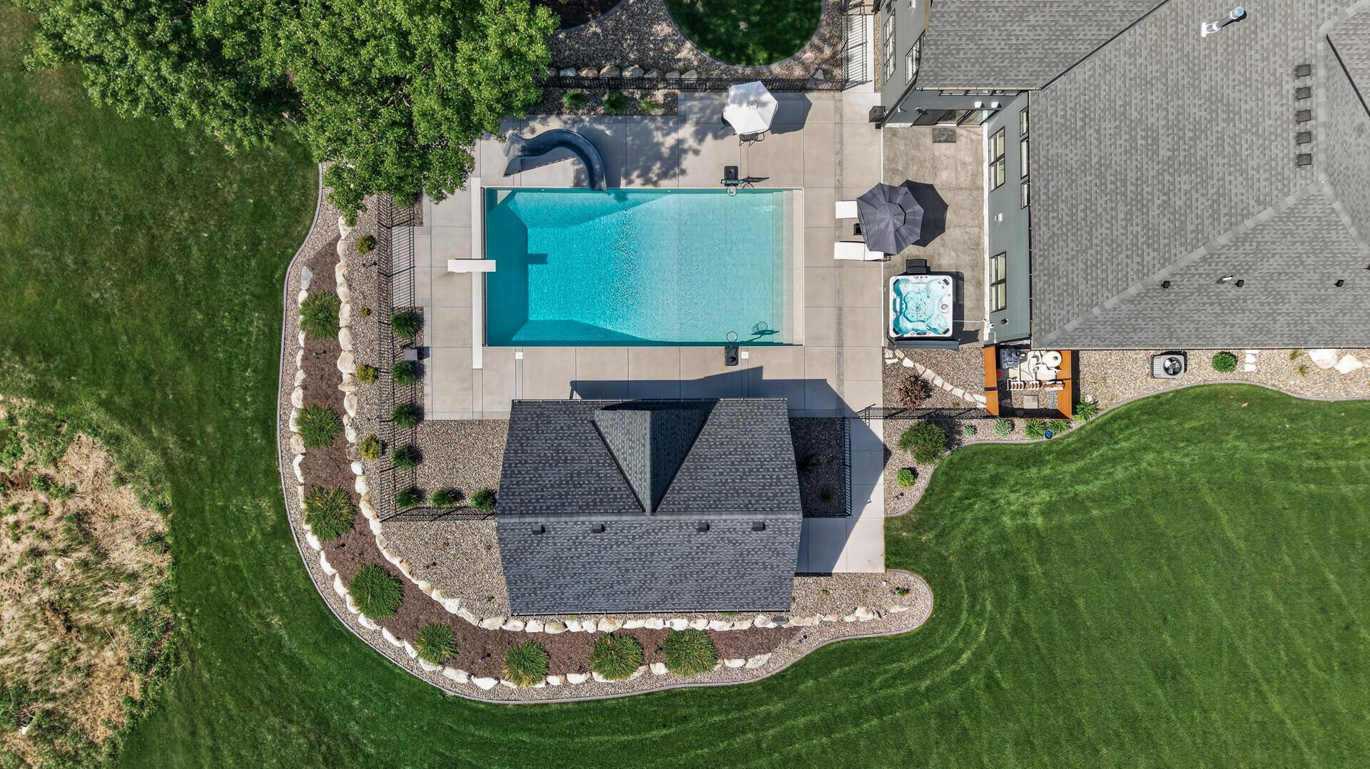 main property photo 124