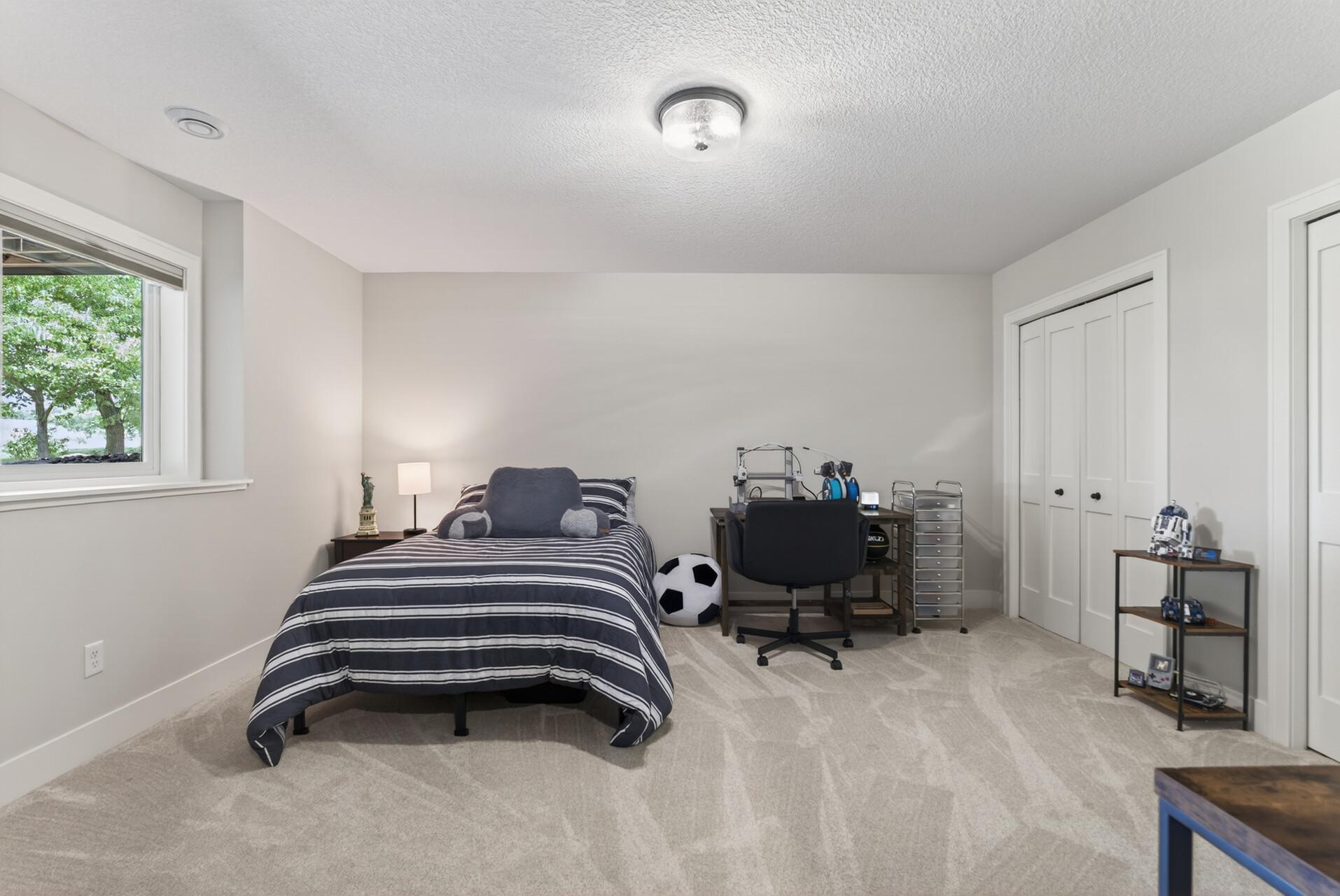 main property photo 81