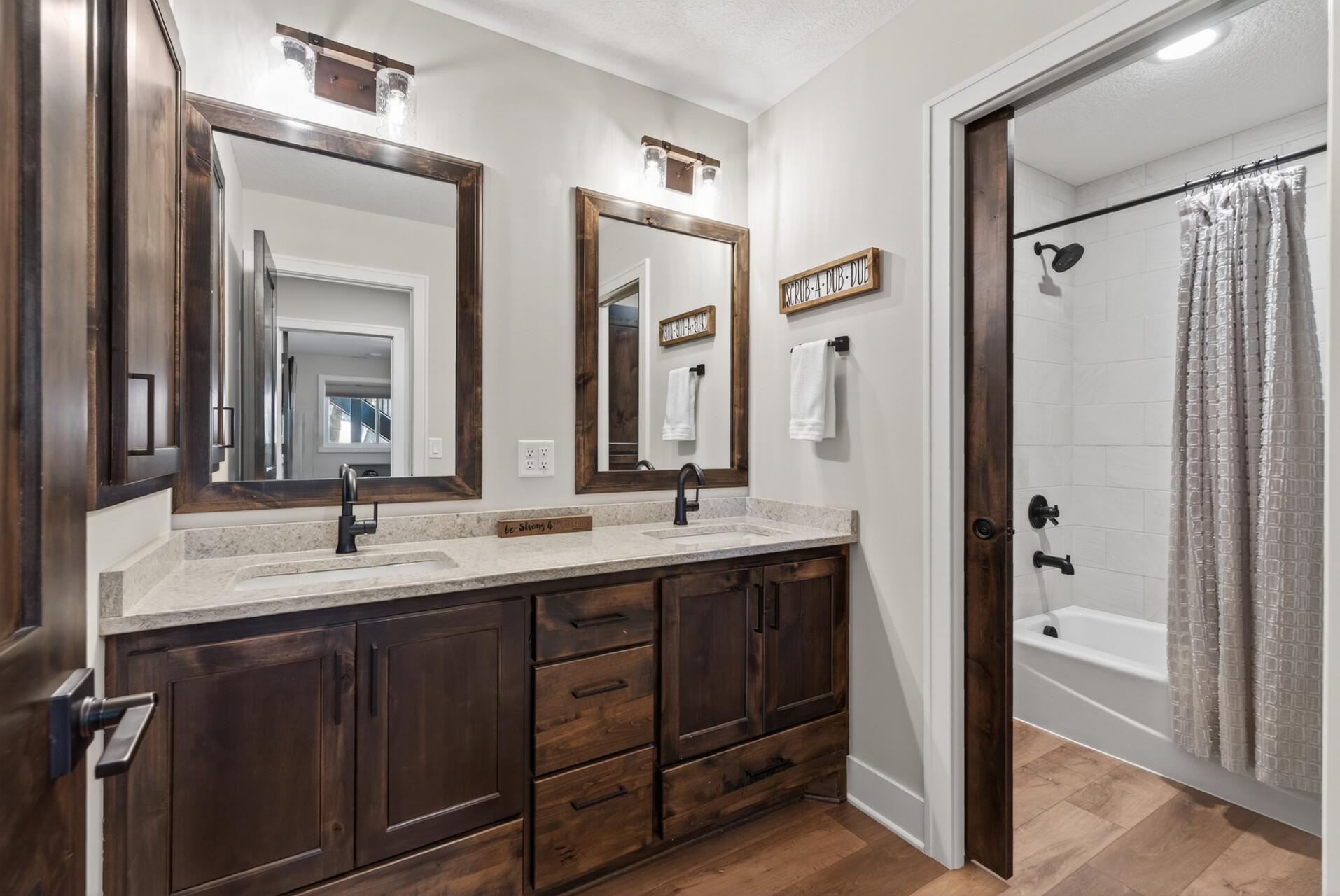 main property photo 85