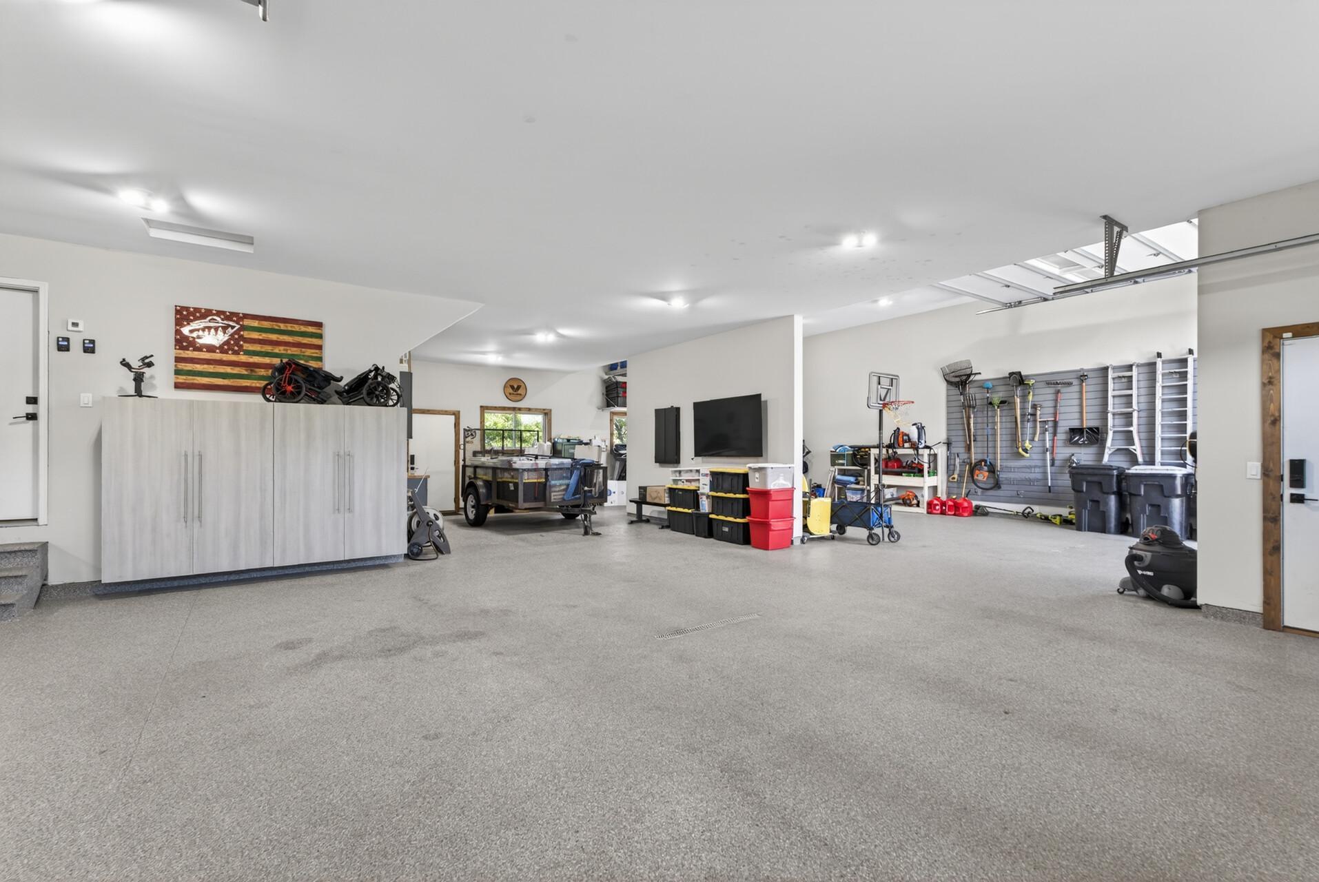 main property photo 87