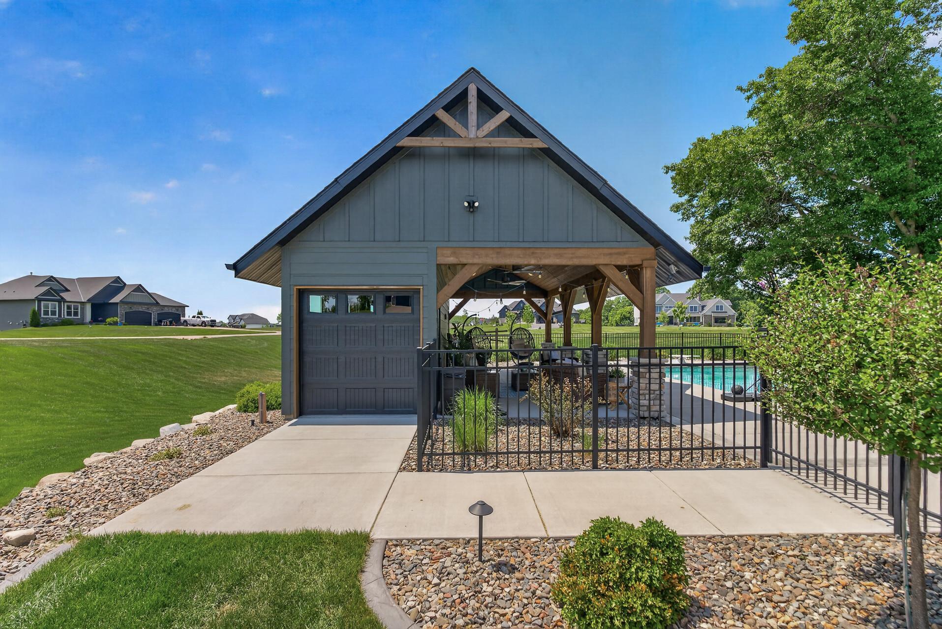 main property photo 89