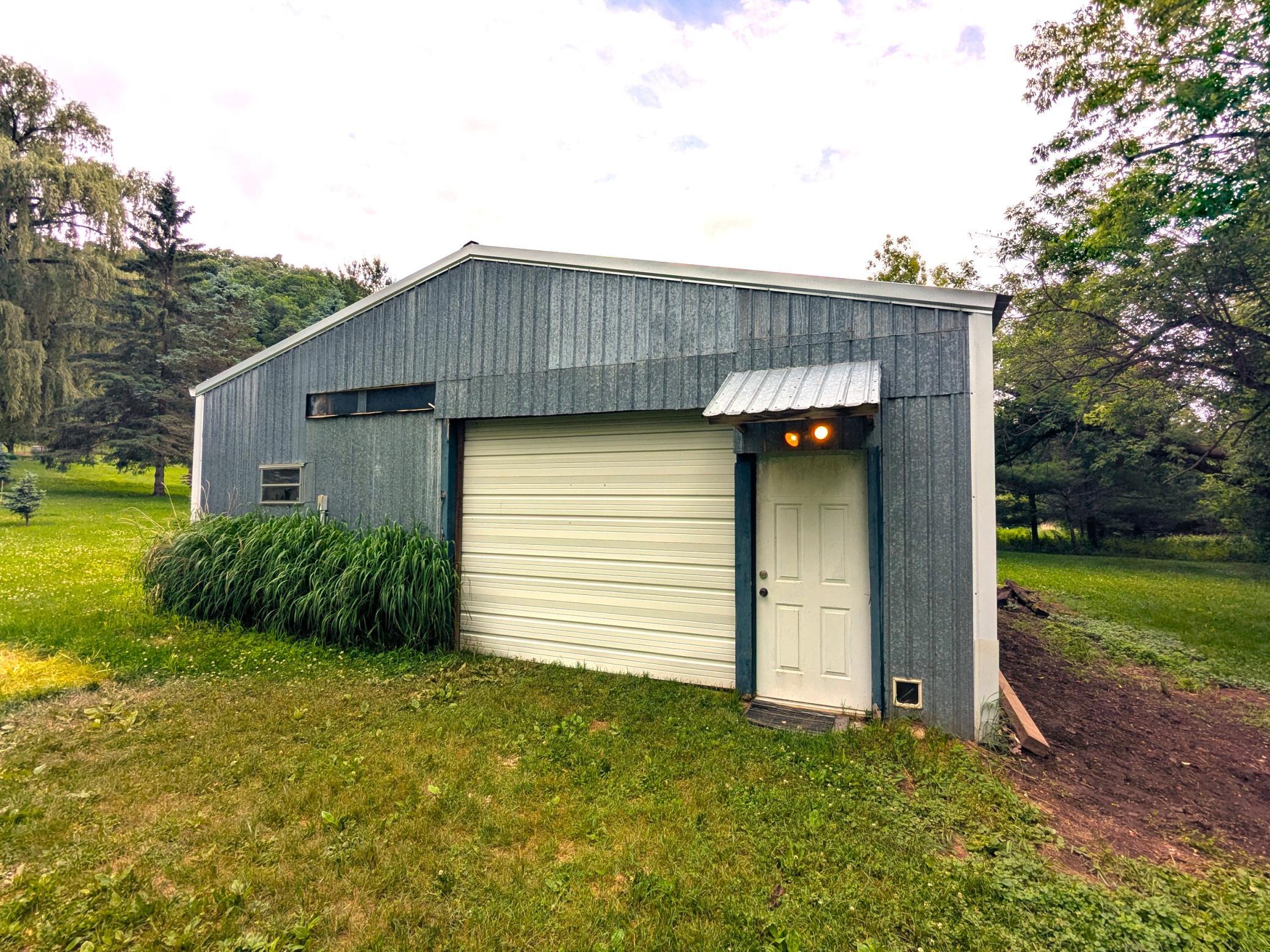 main property photo 22