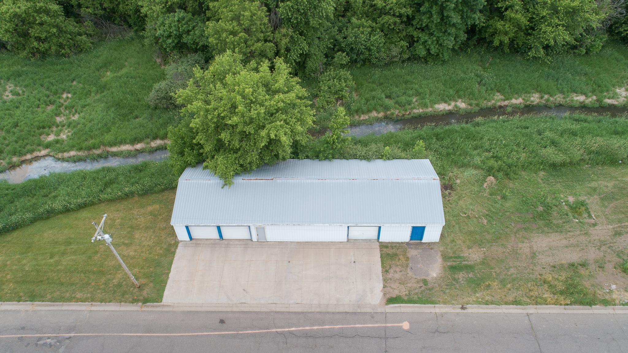 main property photo 8