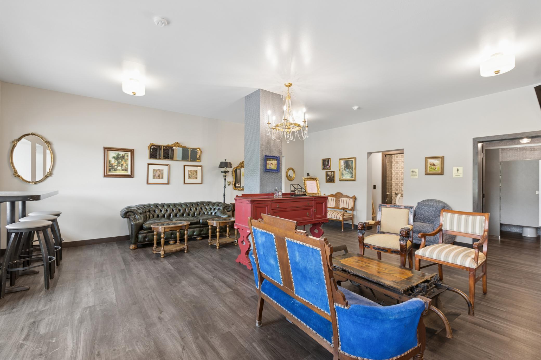 main property photo 18
