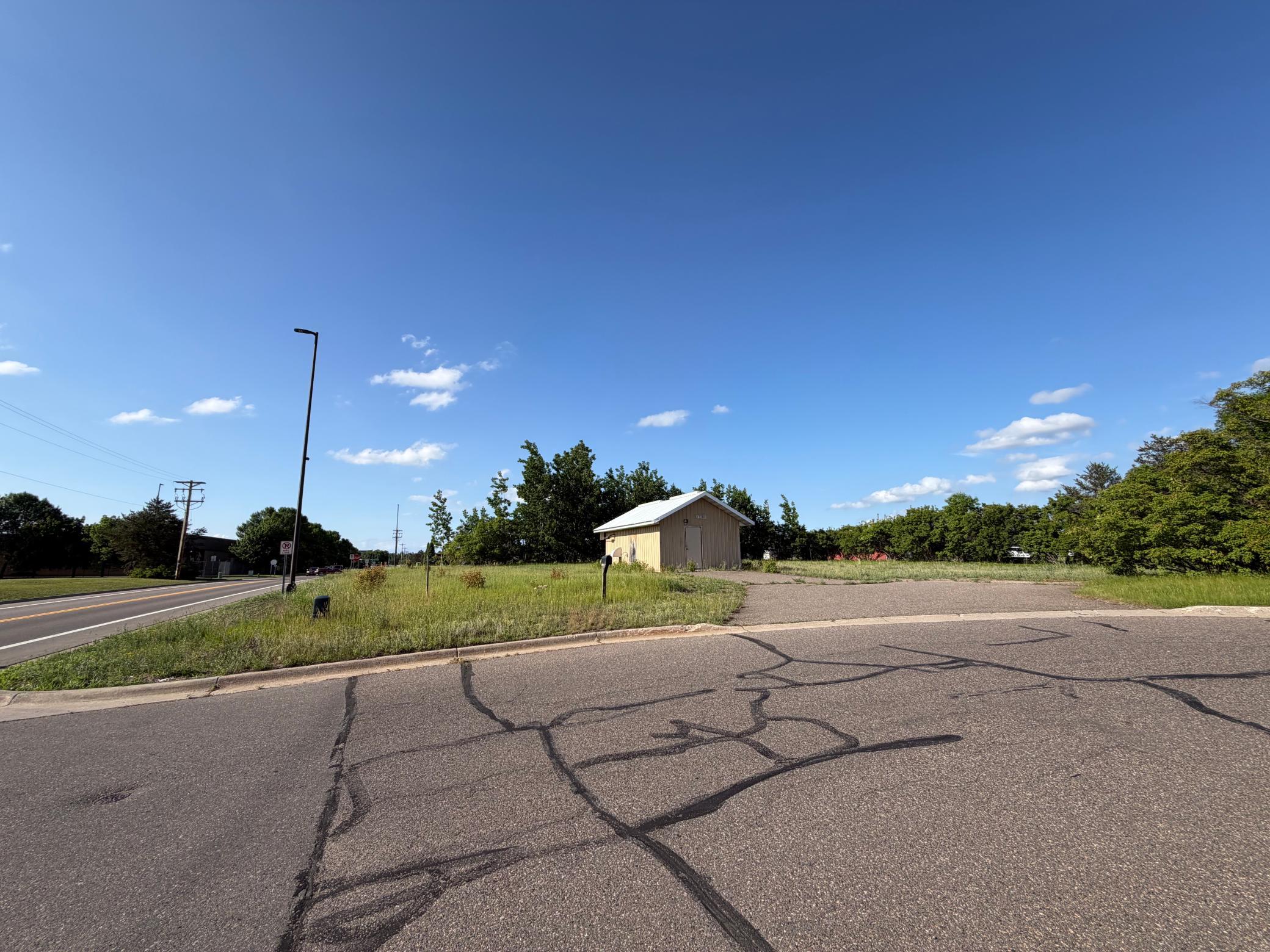 main property photo 6
