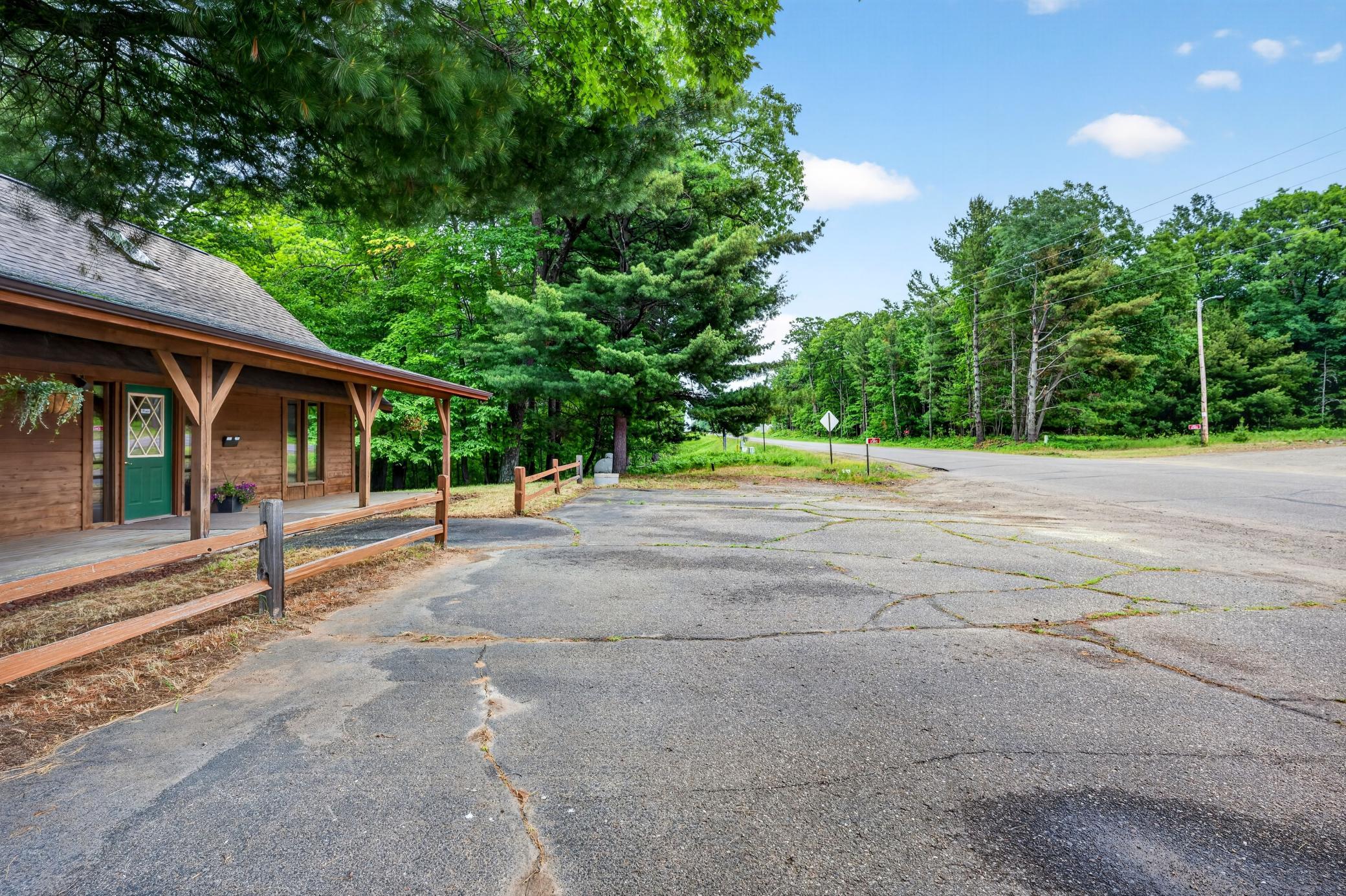 main property photo 41