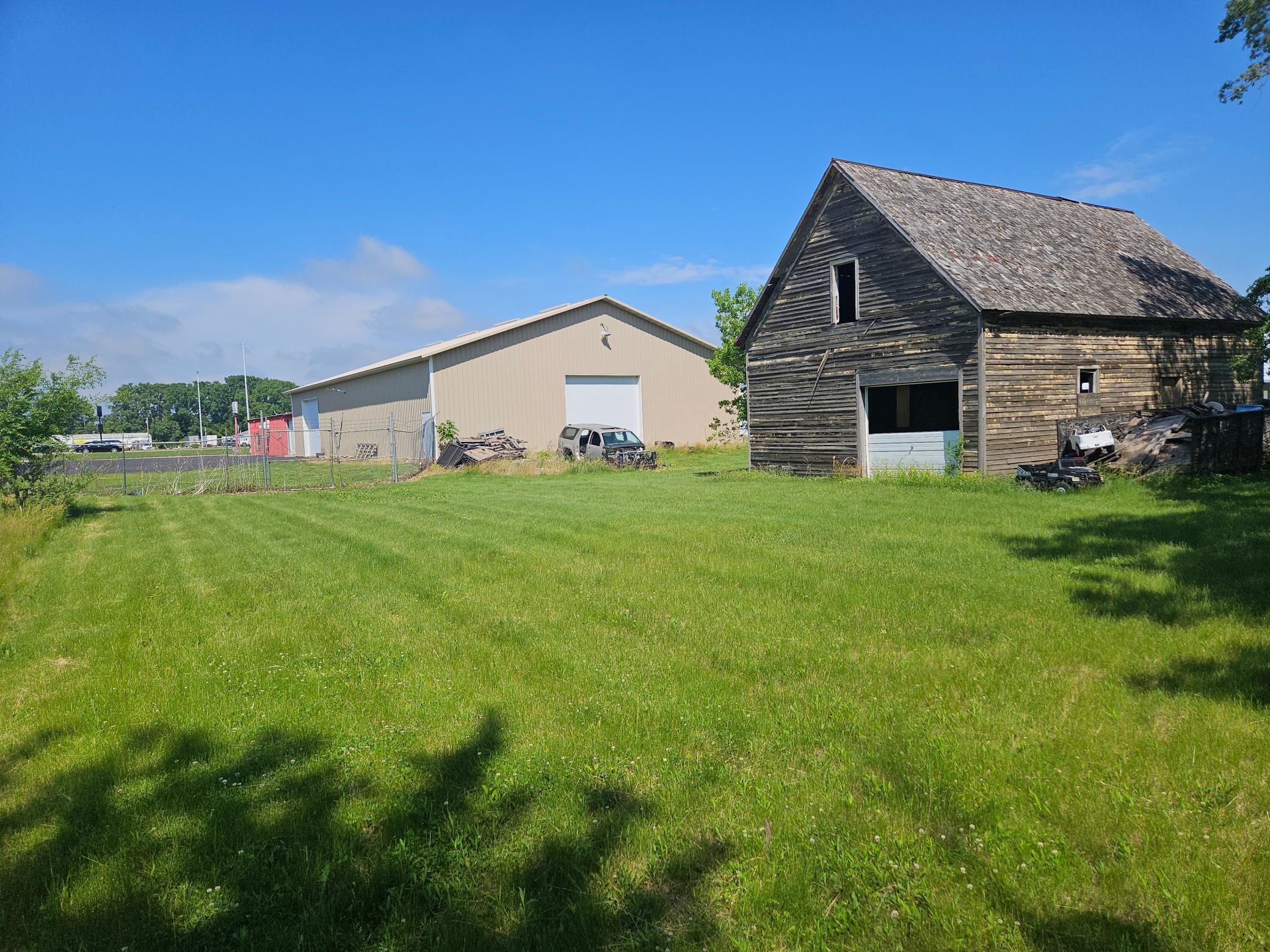 main property photo 4
