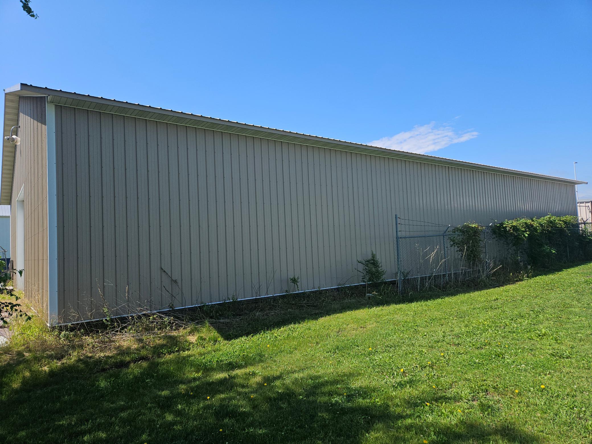 main property photo 5