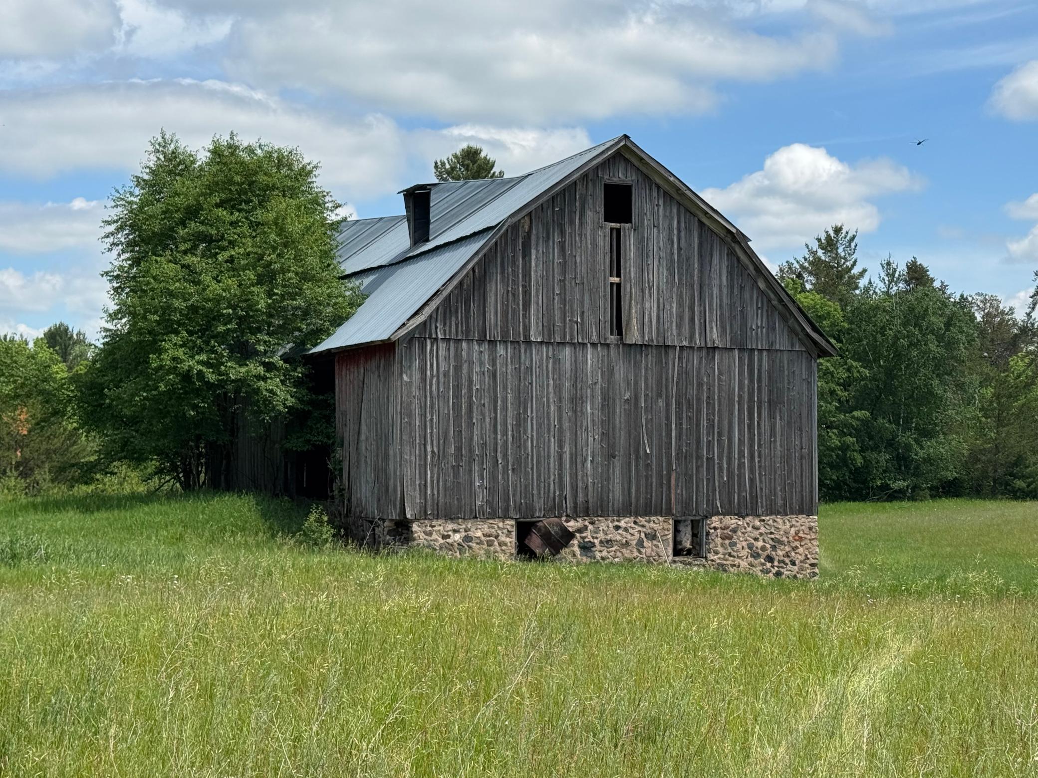 main property photo 20